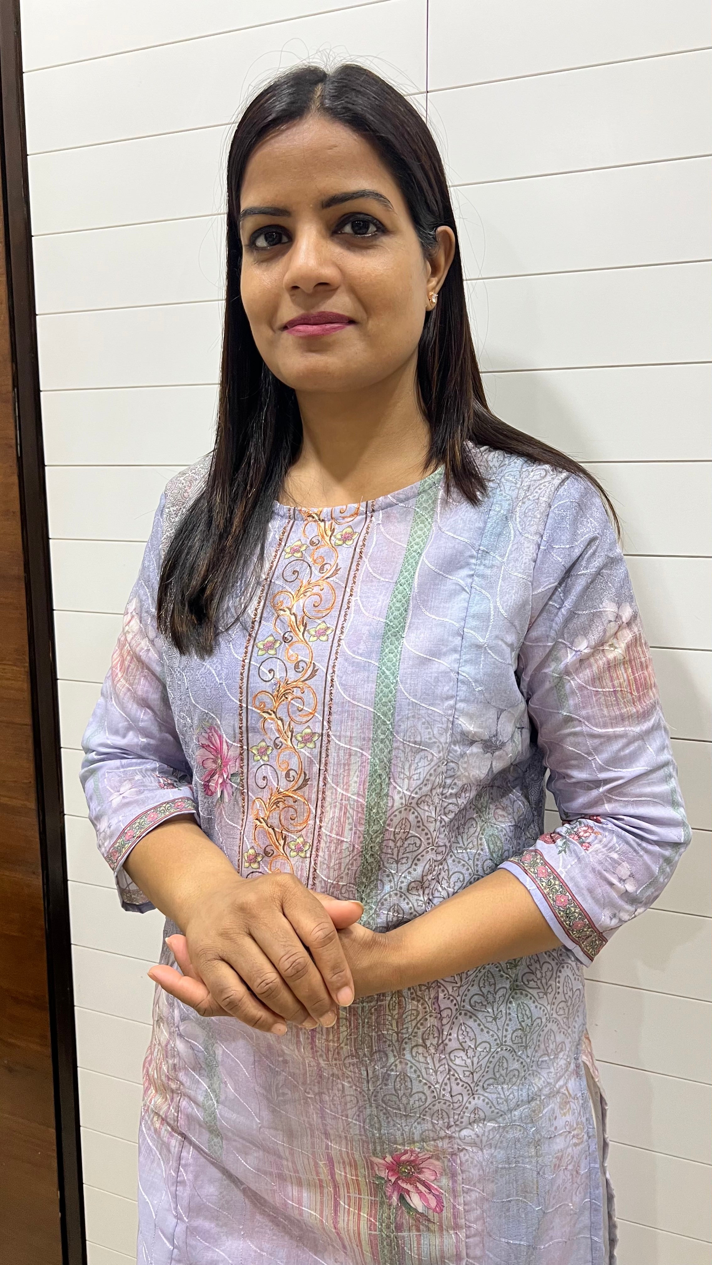 Mumzhug Blend Cotton Digital Print Feeding Kurta – Lavender Floral Nursing Kurti with Hidden Zippers