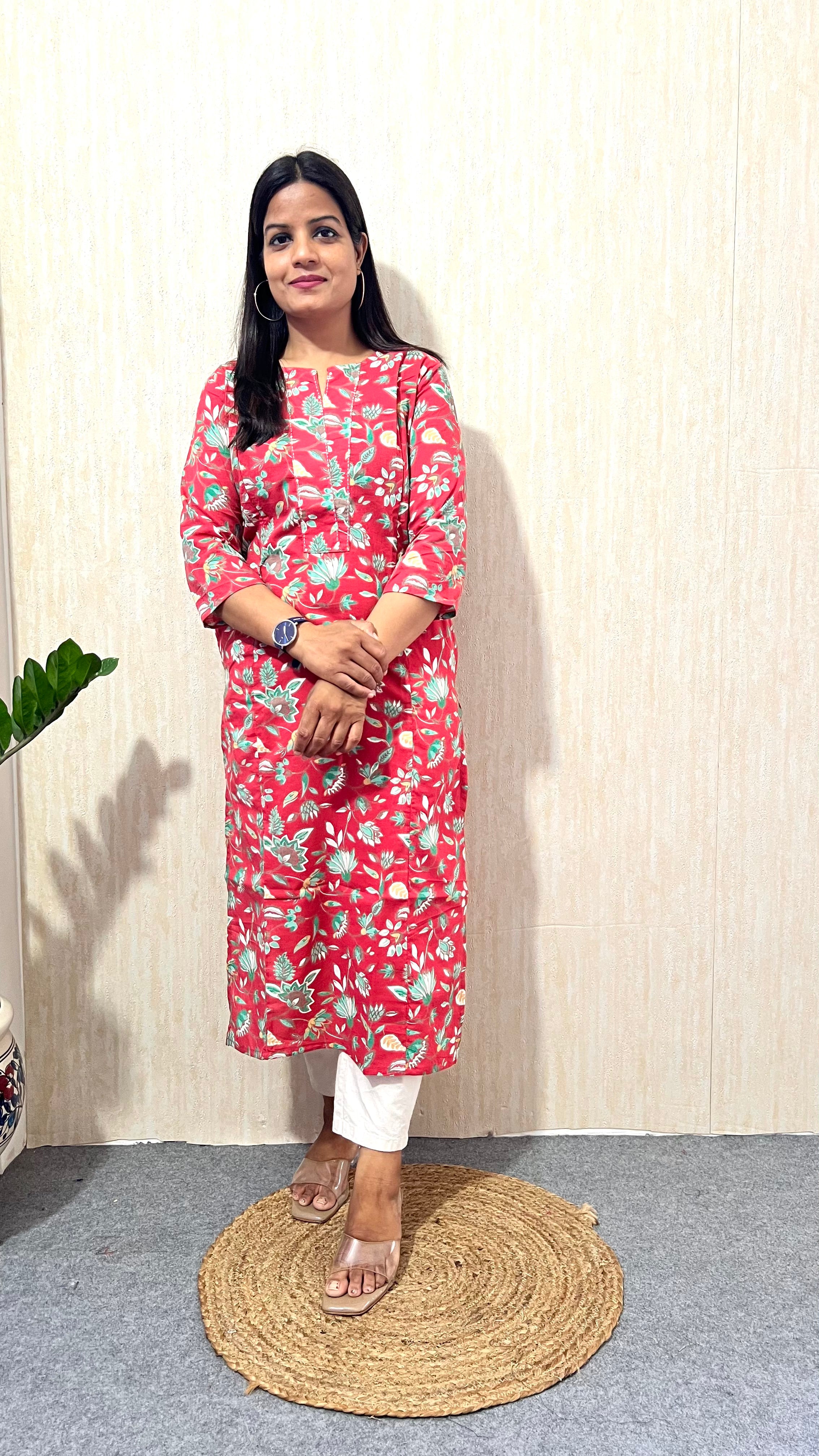 MUMZHUG Pure Cotton Coral Jaipuri Print Feeding Kurta | Nursing Kurta with Concealed Zippers | Soft & Breathable Maternity Wear