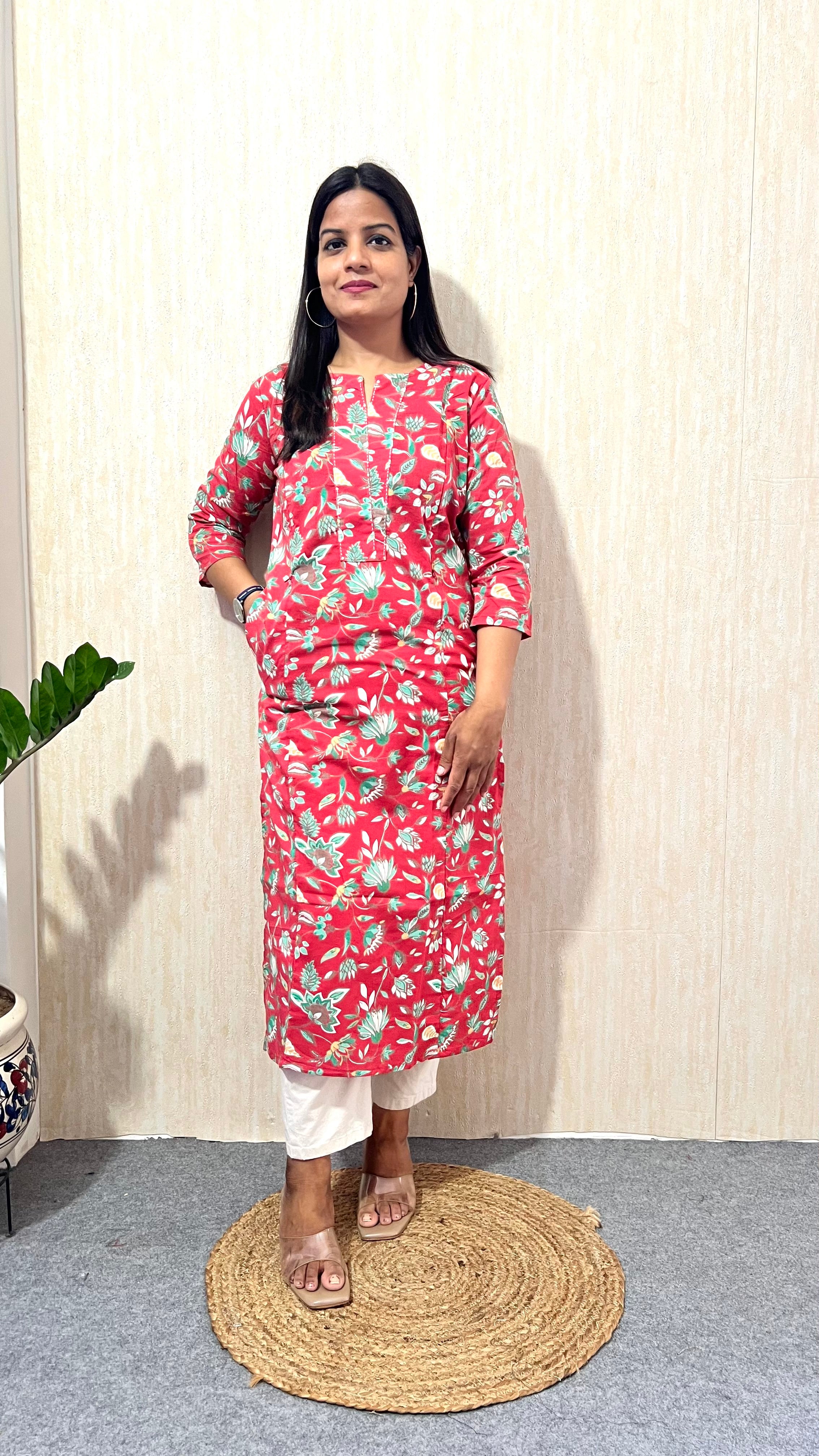 MUMZHUG Pure Cotton Coral Jaipuri Print Feeding Kurta | Nursing Kurta with Concealed Zippers | Soft & Breathable Maternity Wear