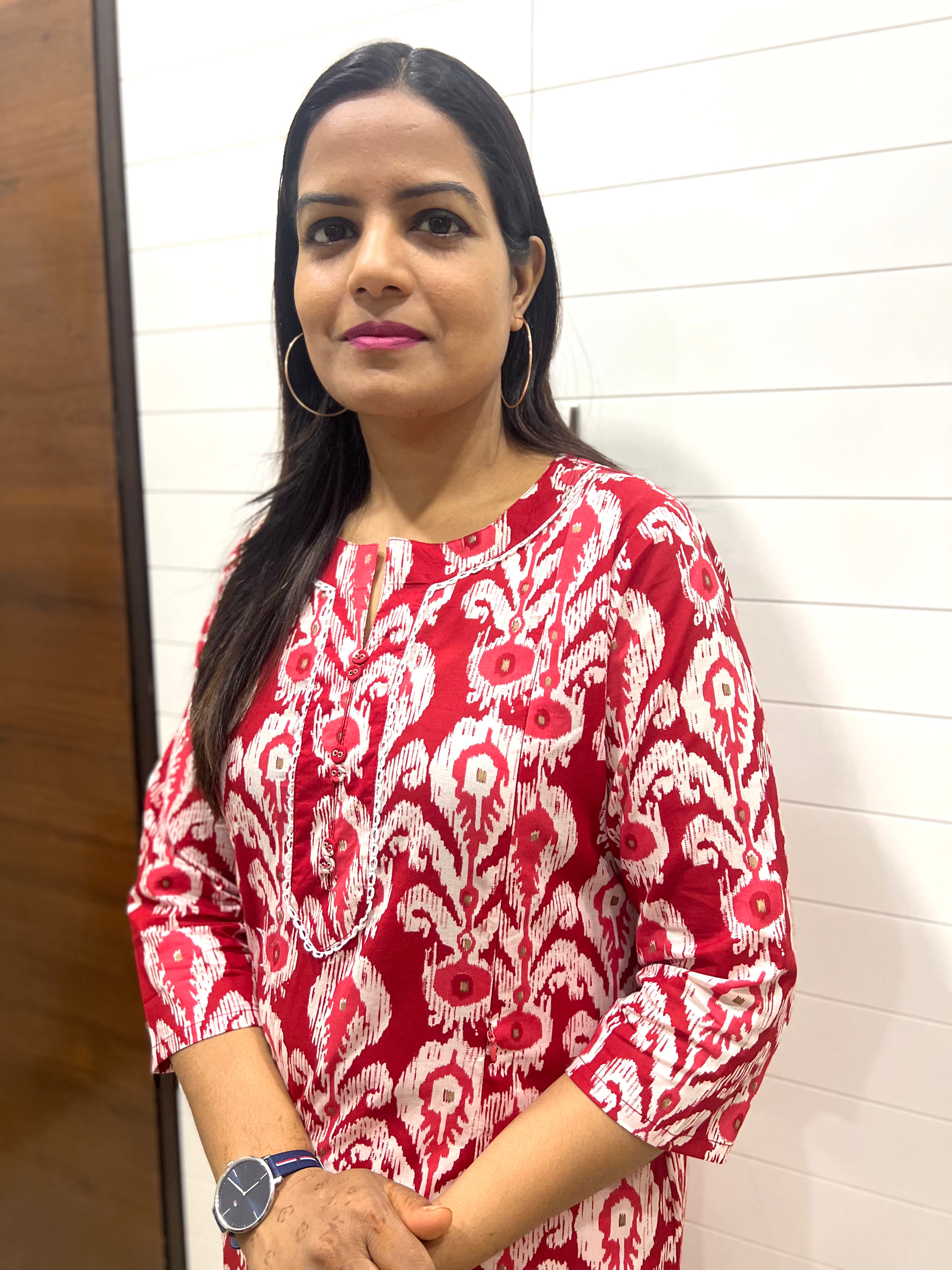 Mumzhug Red Colored Ikkat Print Pure Cotton Feeding Kurta