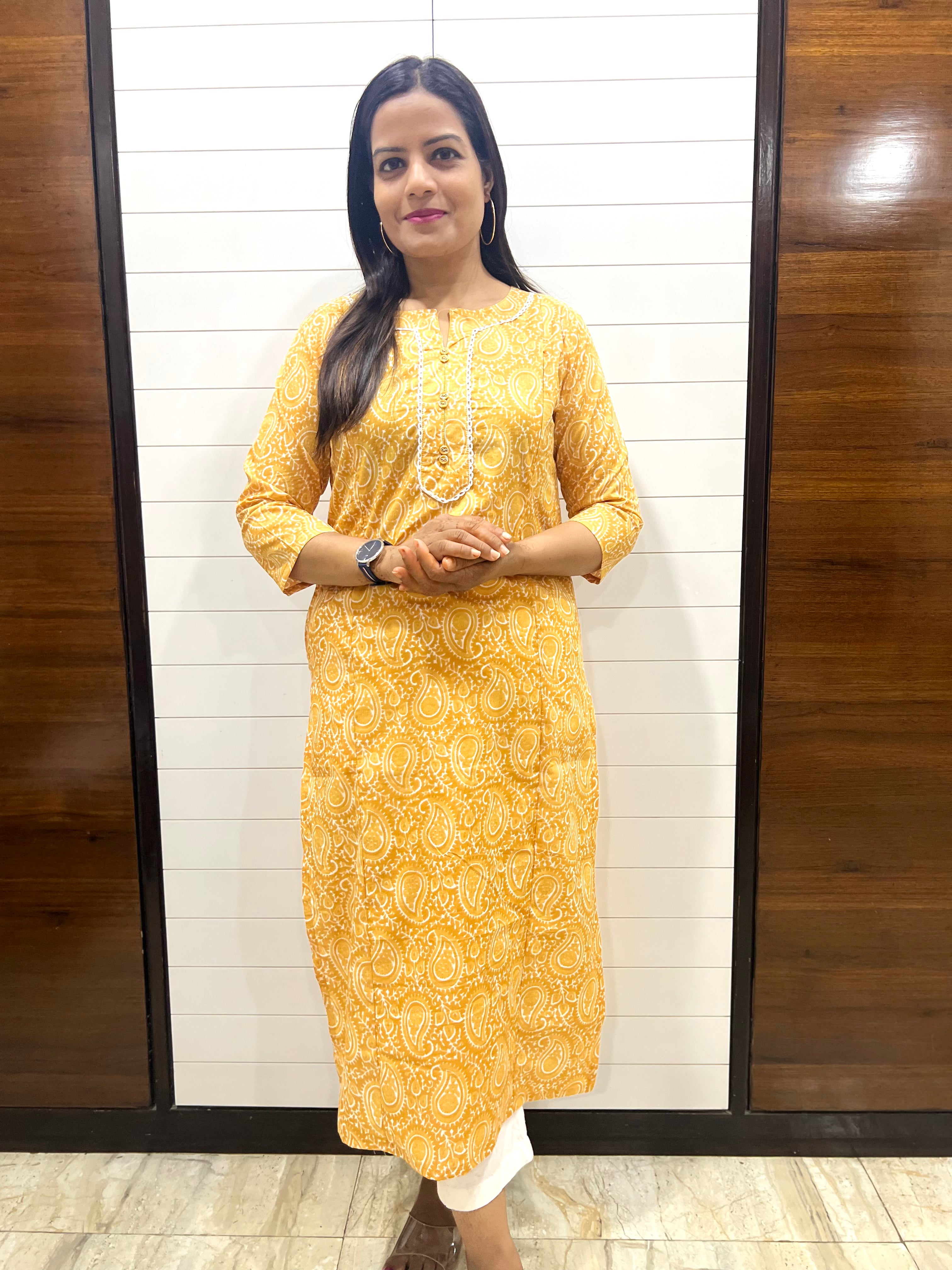 Mumzhug Yellow Colored Pure Cotton Feeding Kurta