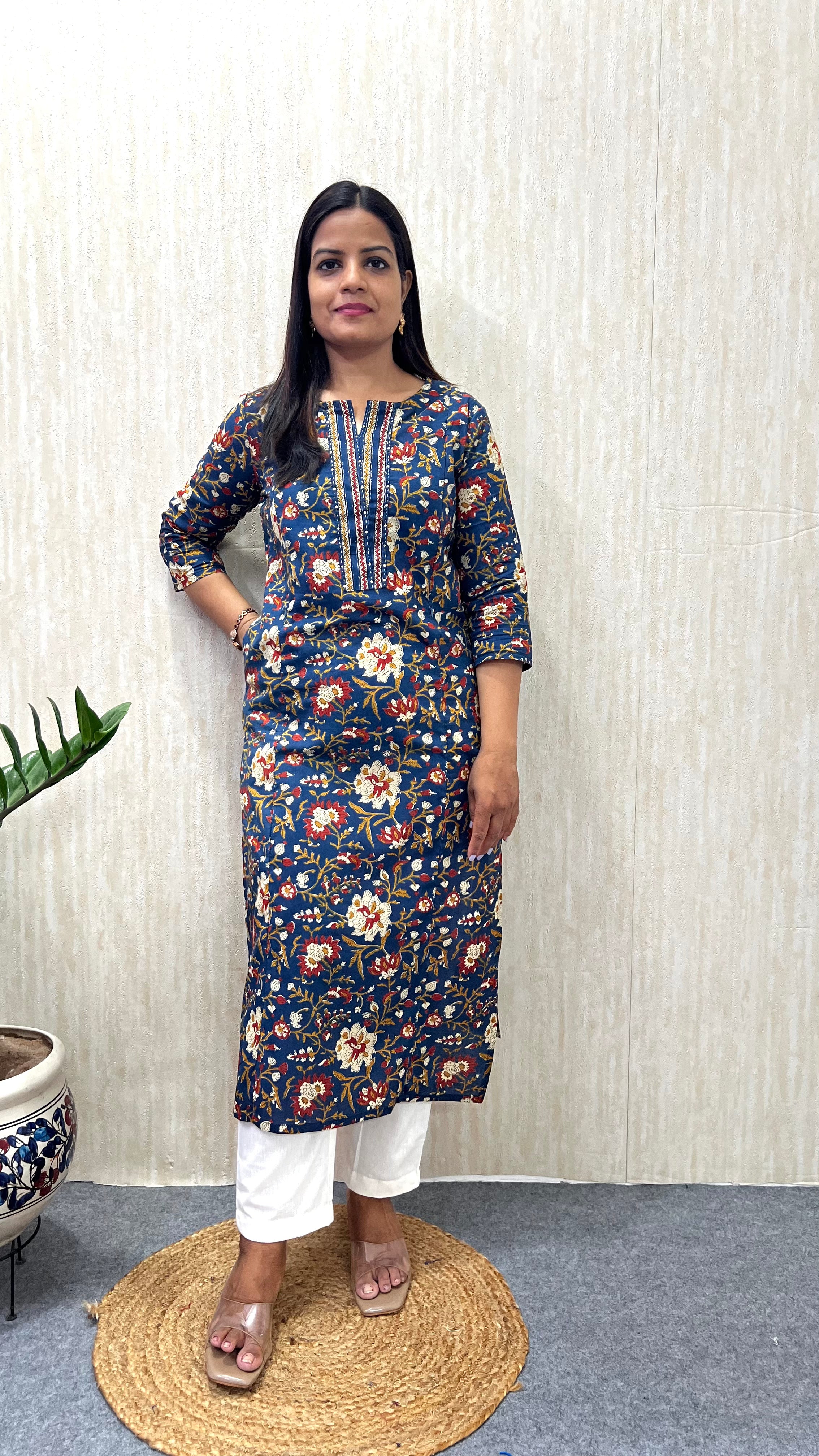 MUMZHUG Pure Cotton Jaipuri Print Feeding Kurta โ Indigo Blue Floral | Maternity & Nursing Wear
