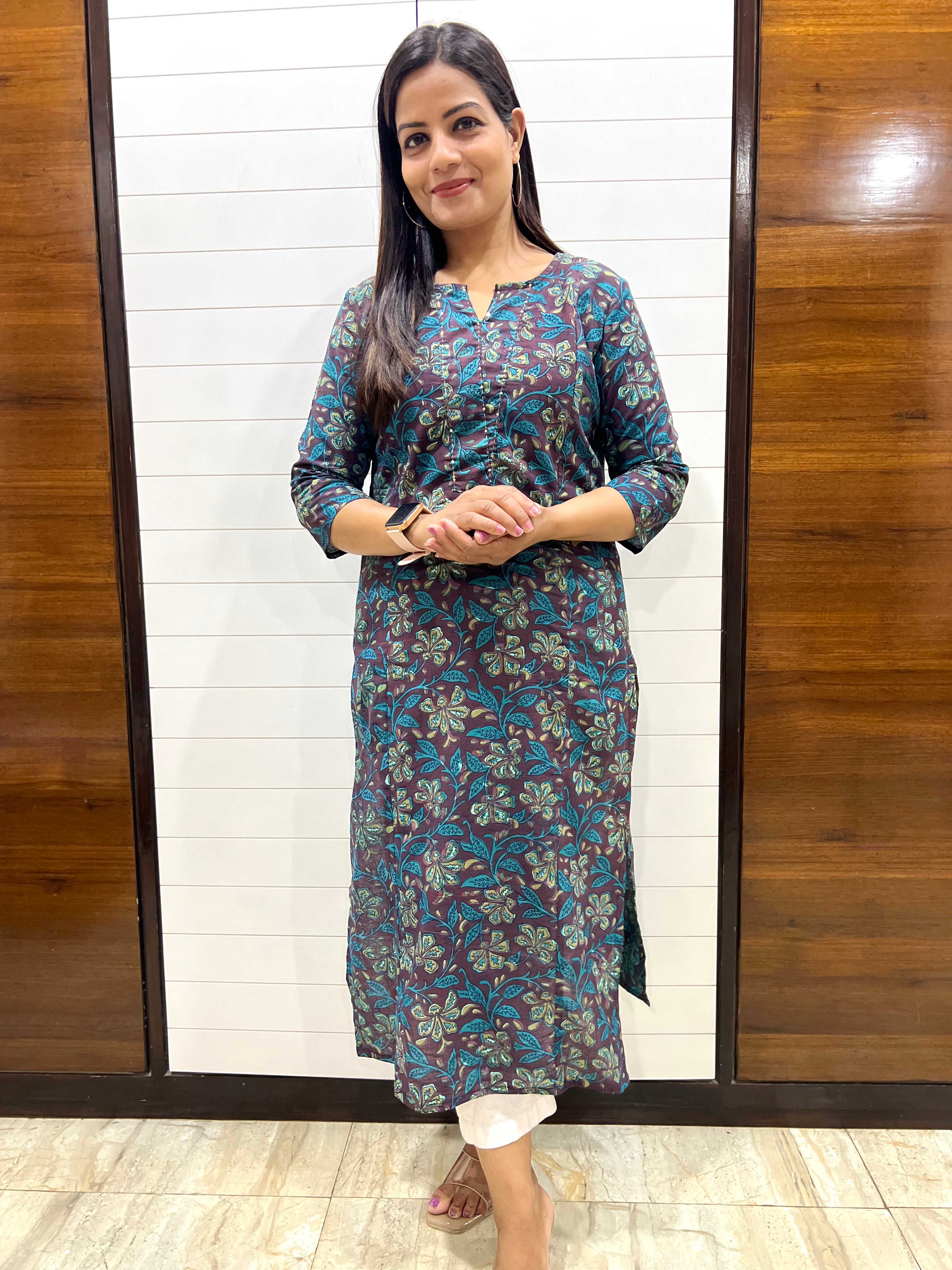 Mumzhug Pure Handblock Cotton Printed Feeding Kurta with Both Sided Feeding Zipper