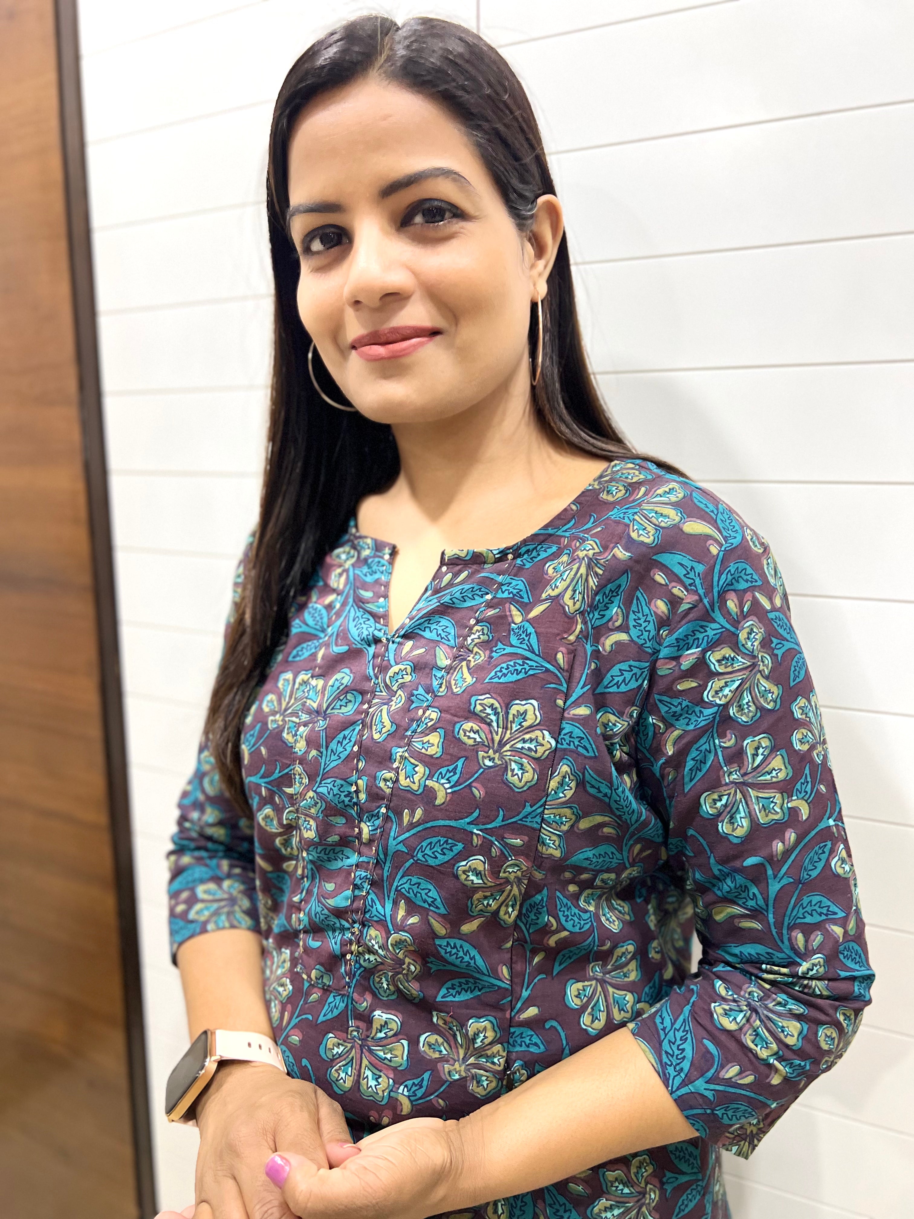 Mumzhug Pure Handblock Cotton Printed Feeding Kurta with Both Sided Feeding Zipper