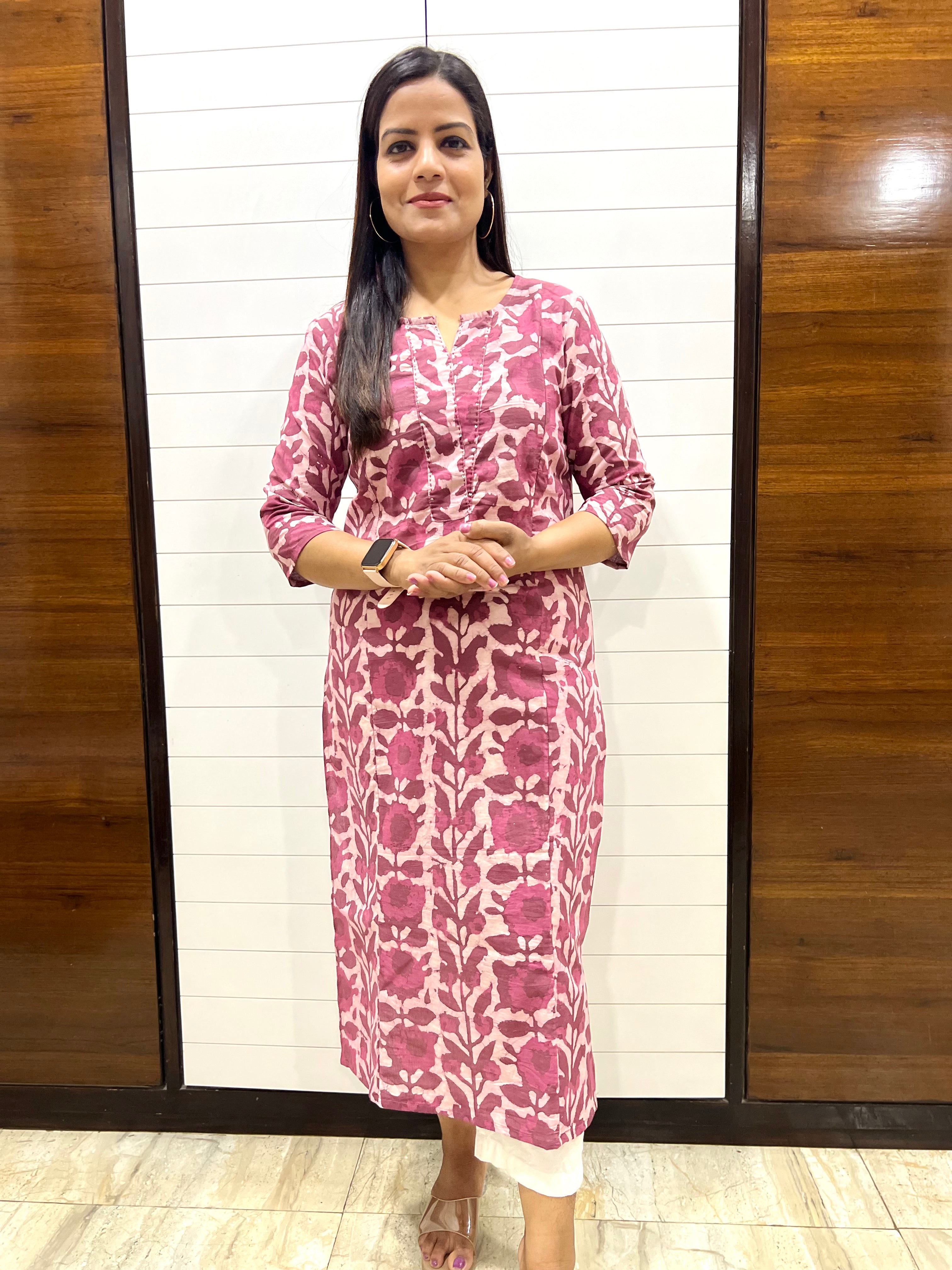 Mumzhug Pure Handblock Cotton Printed Feeding Kurta with Both Sided Feeding Zipper