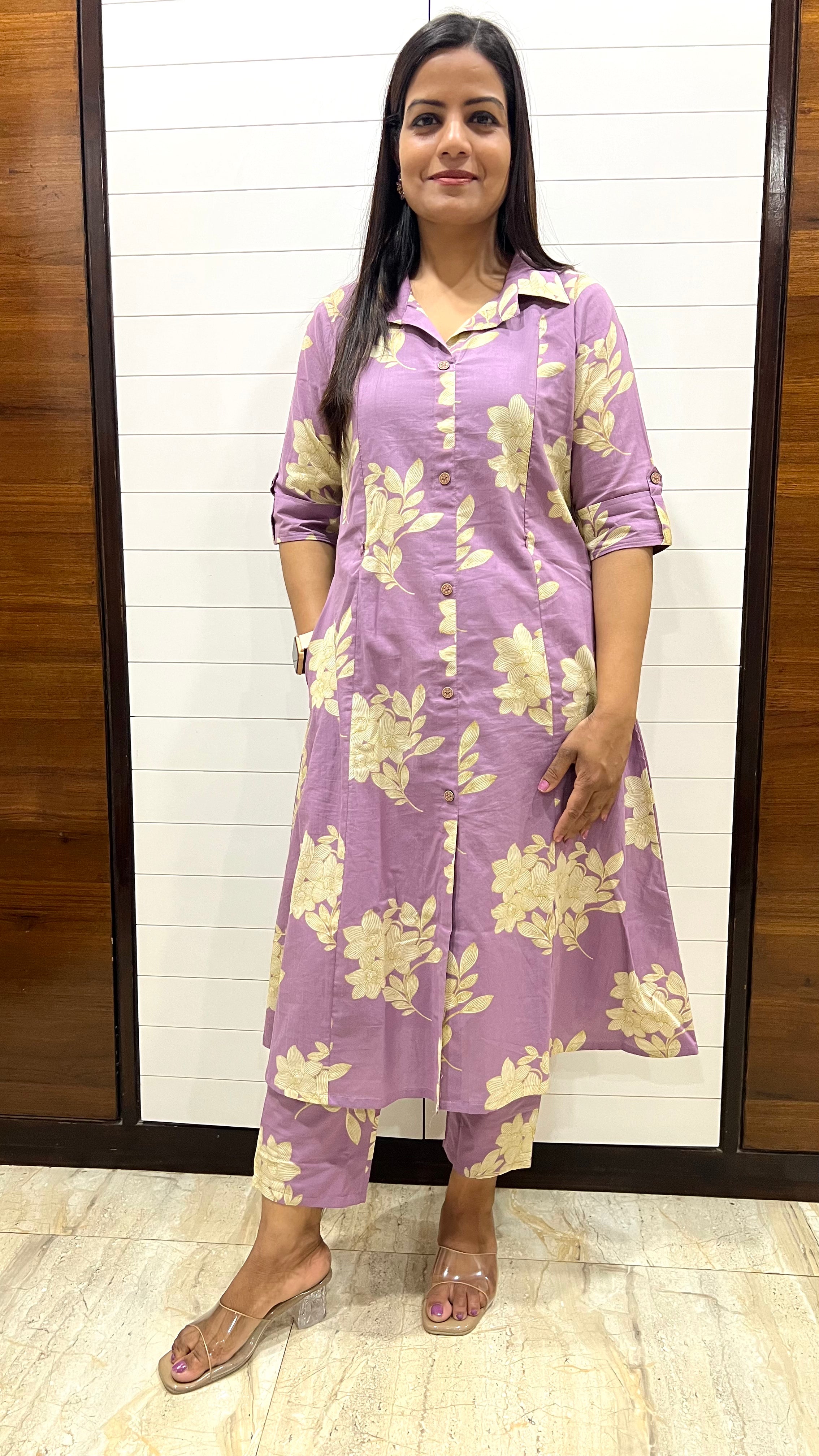 Mumzhug Pure Cotton Lavendar Colored Feeding A-line Cord Set with Side Pocket