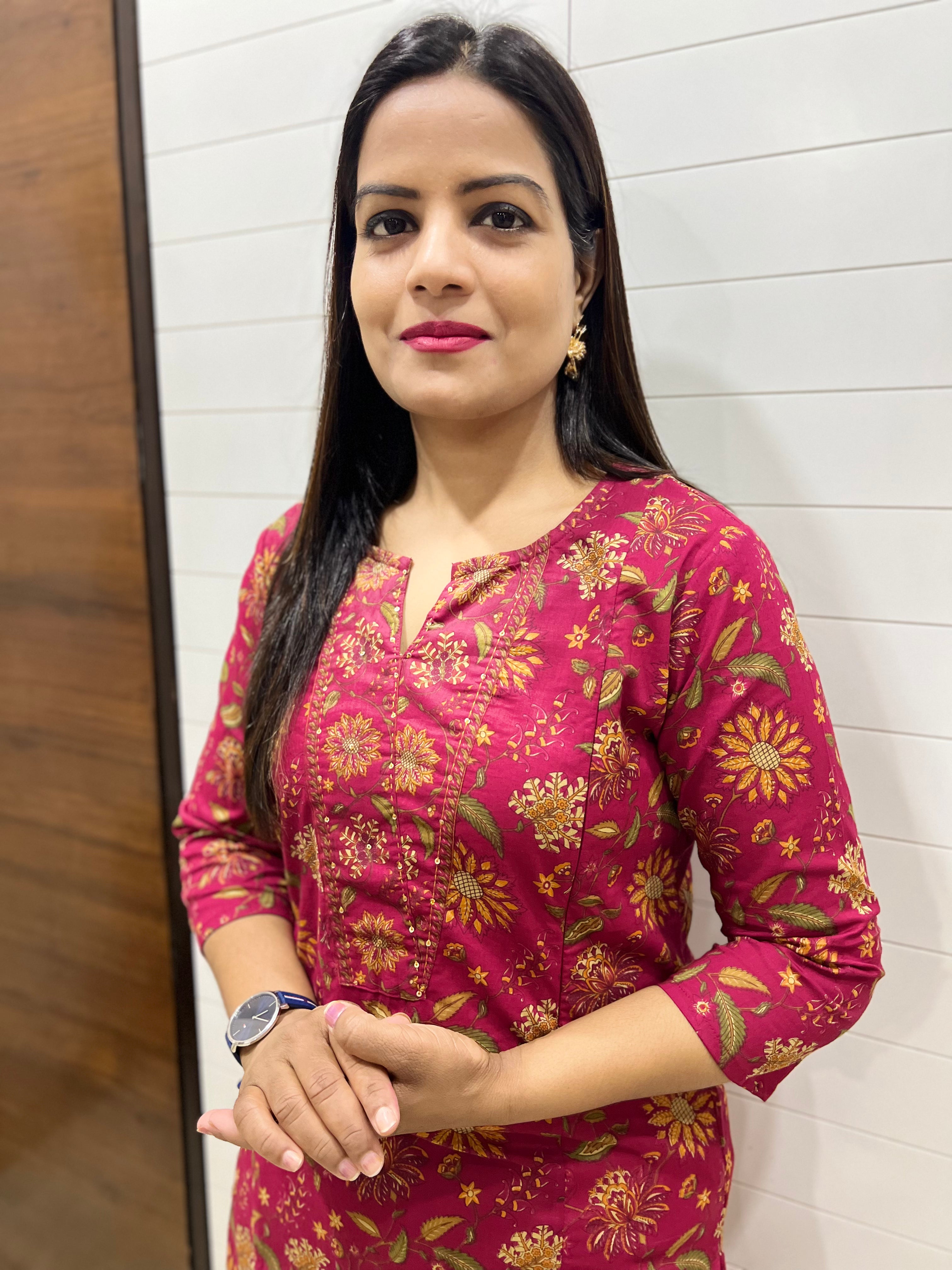 Mumzhug Pure Cotton Tomato Colored floral Colored Printed Feeding Kurta