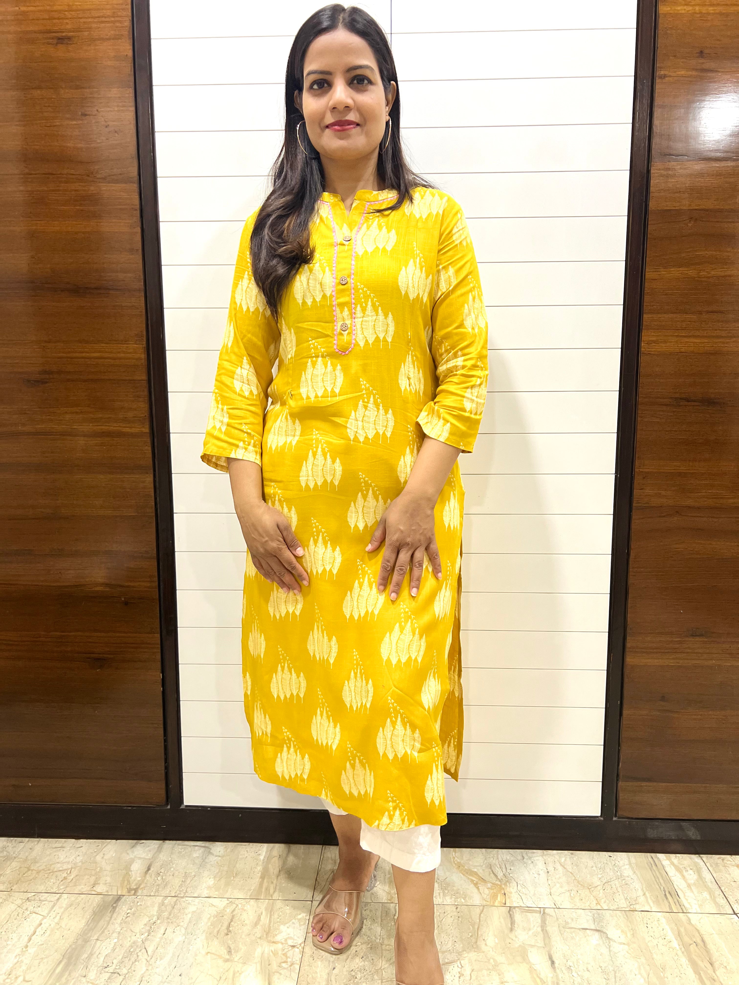 Mumzhug Yellow Viscose Rayon Print Feeding Kurta