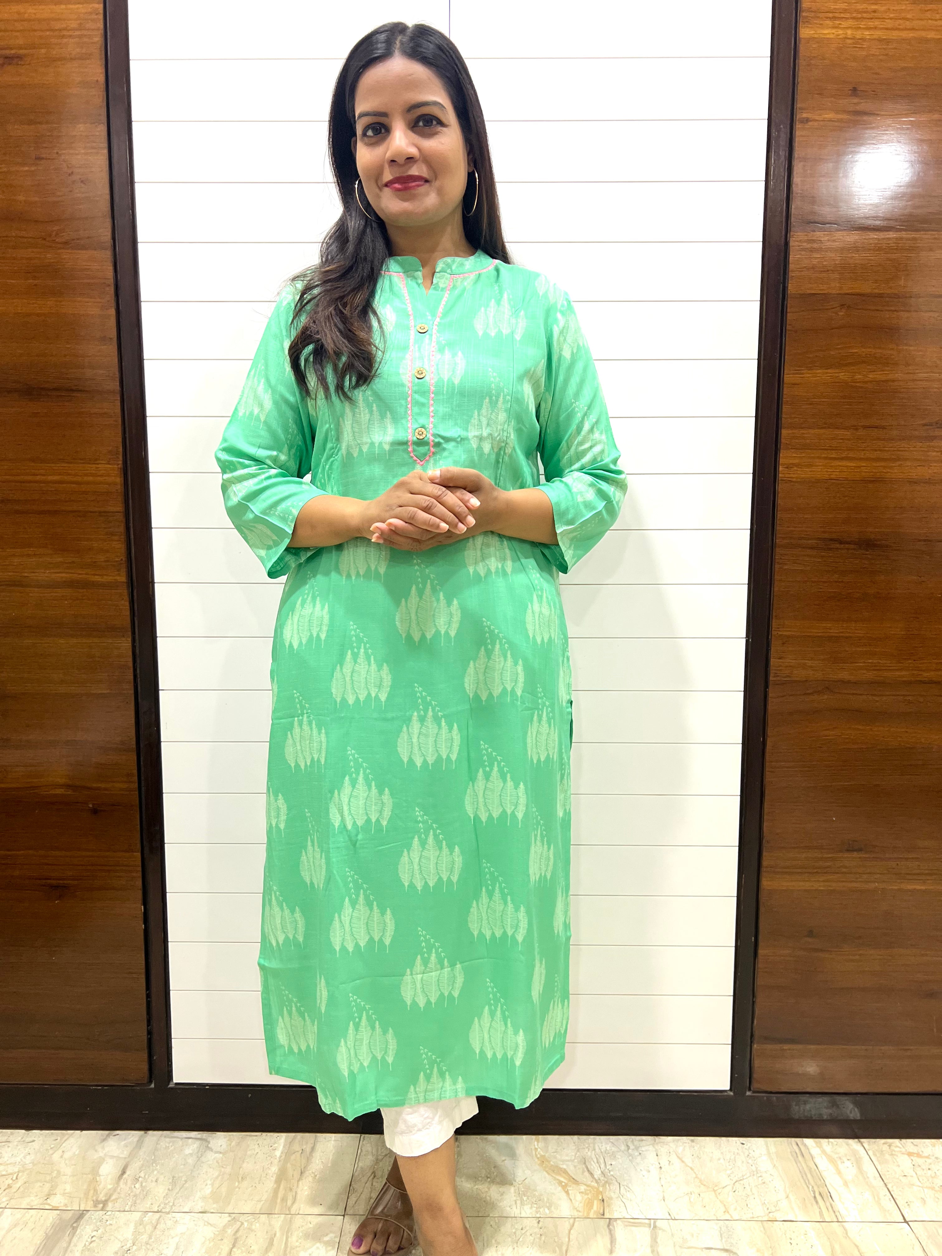 Mumzhug Green Viscose Rayon Feeding Kurta