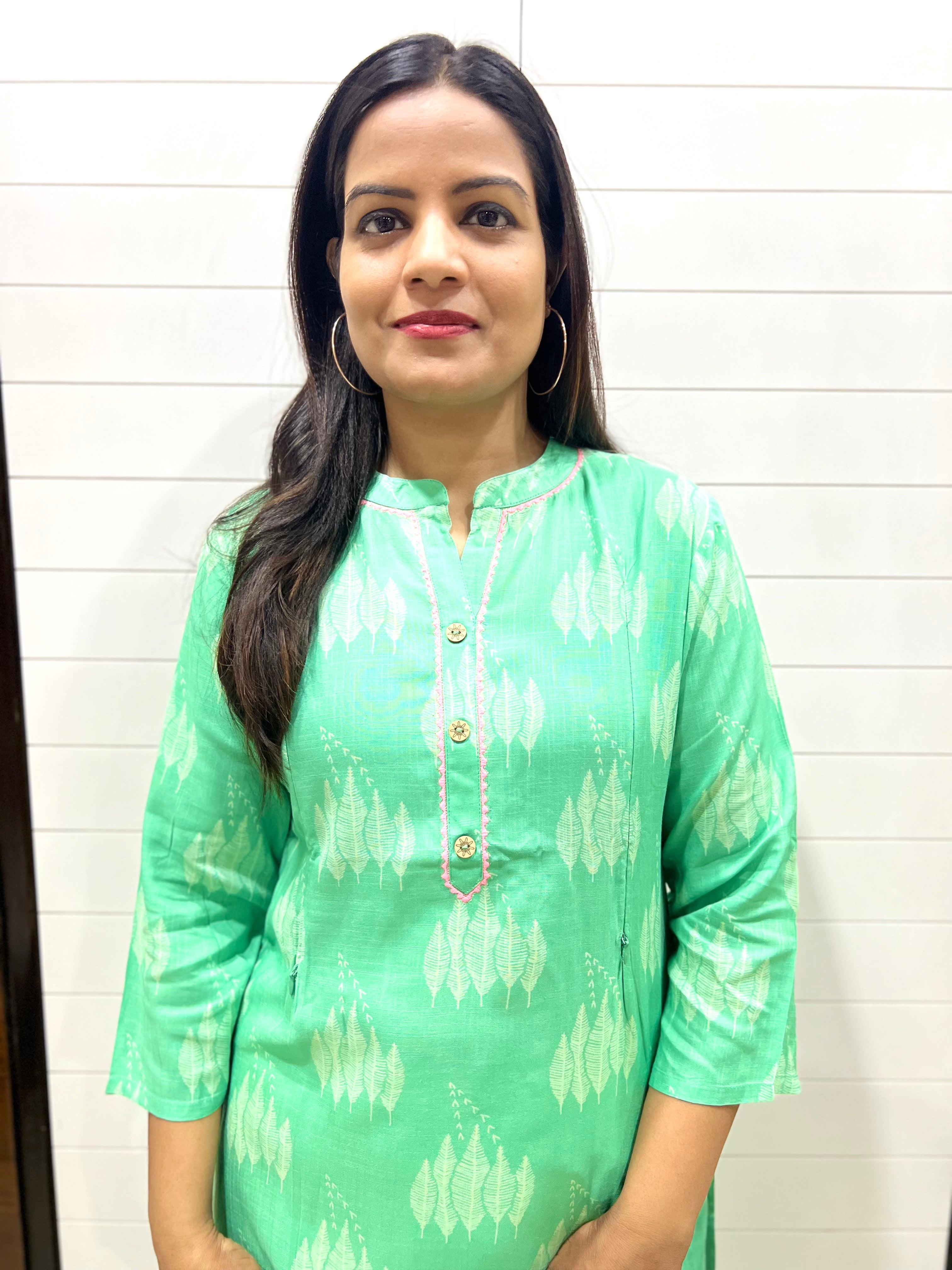 Mumzhug Green Viscose Rayon Feeding Kurta