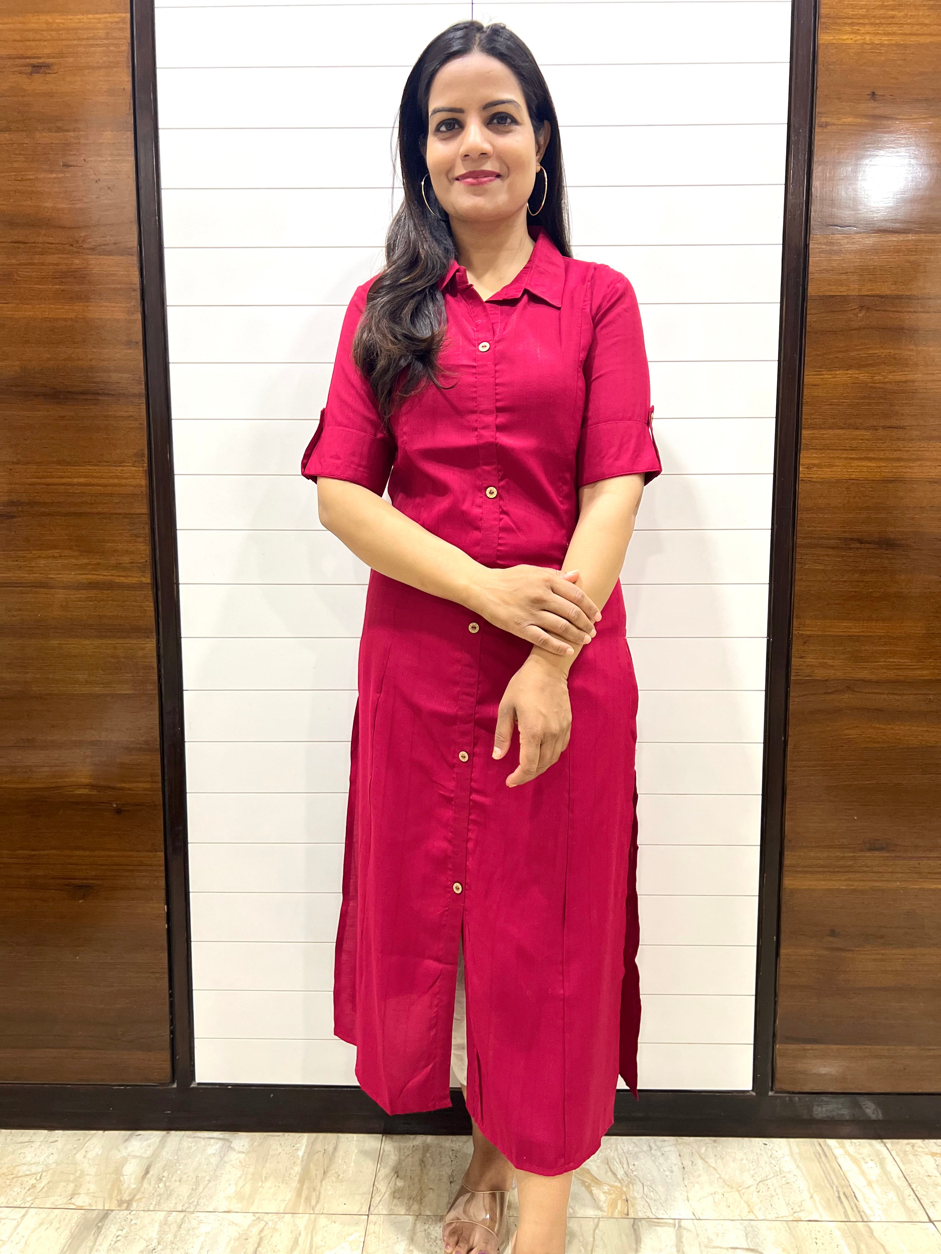 Mumzhug Maroon Viscose Rayon A-line Feeding Kurta RED