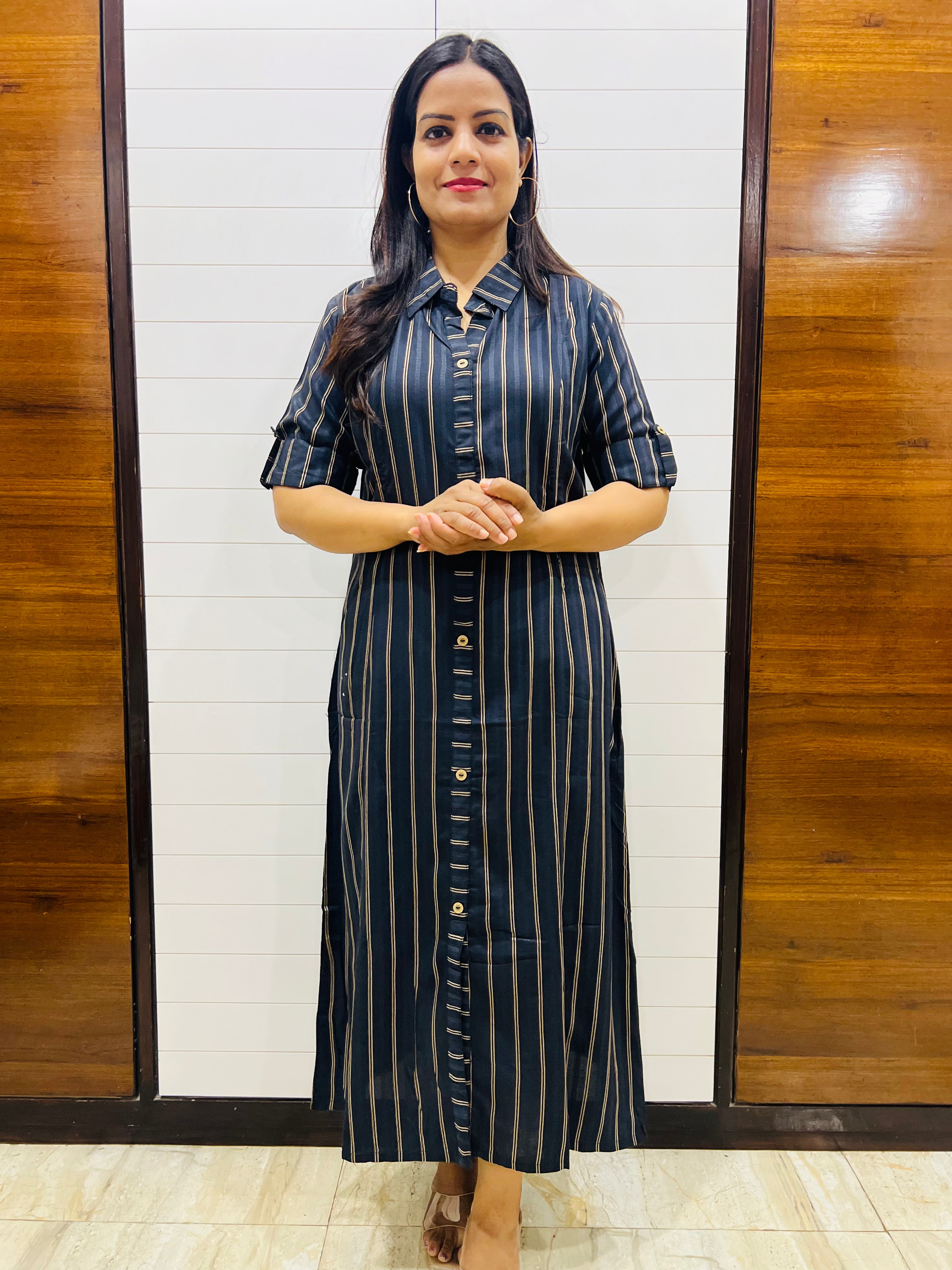 Mumzhug Dark Grey Viscose Rayon A-line Feeding Kurta