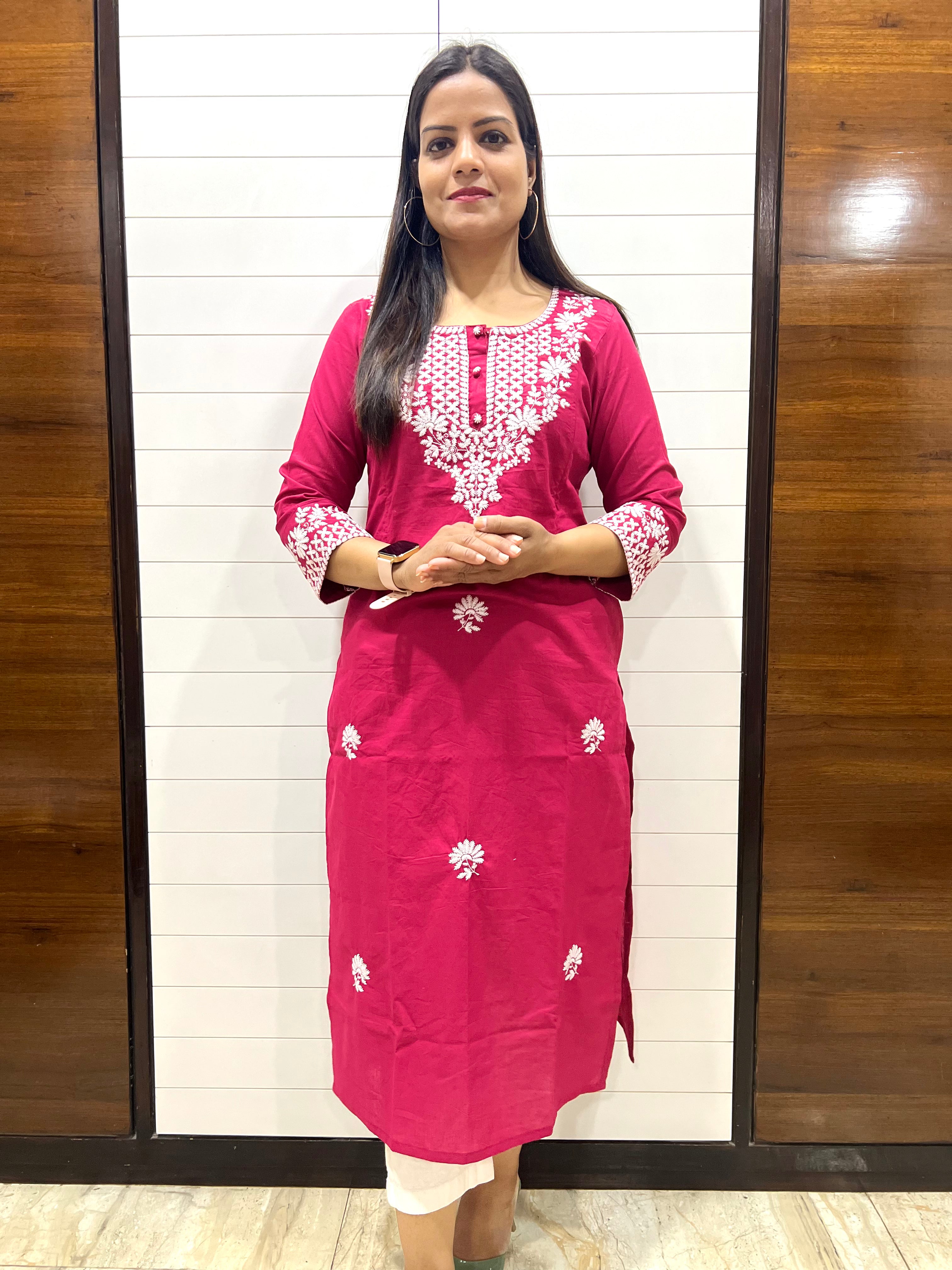 Mumzhug Maroon Pure Cotton Embroidered Feeding Kurta with both side feeding Zipper