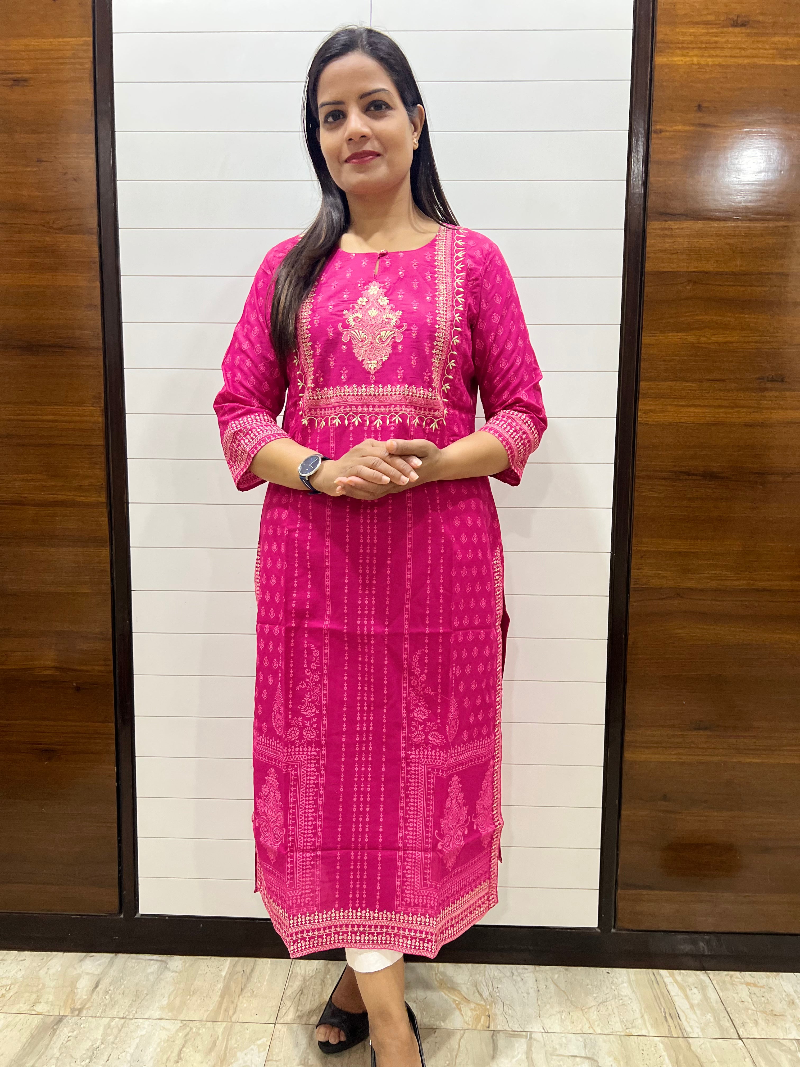 Mumzhug Pure Cotton Fuchsia Embroidered Feeding Kurta