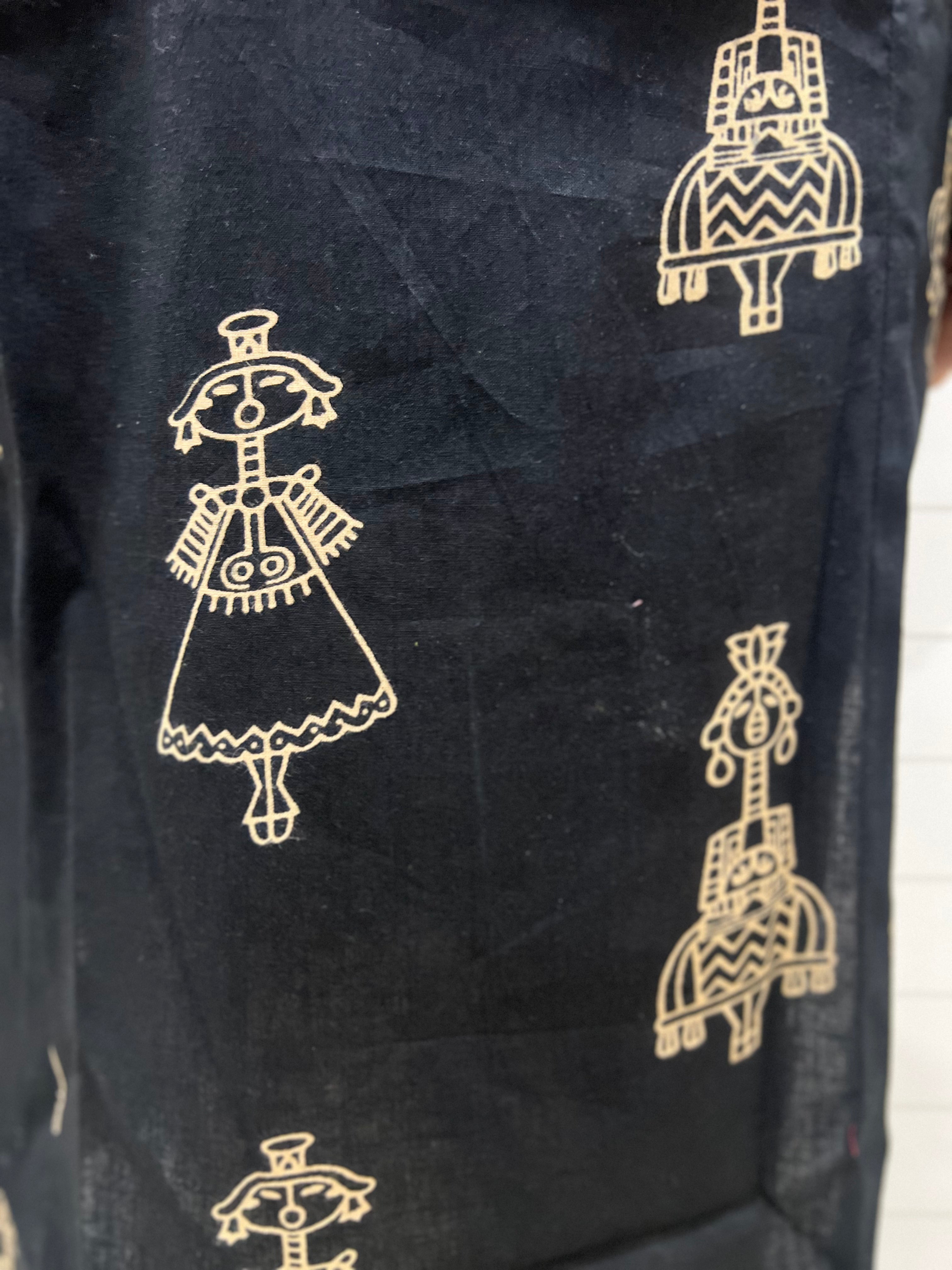 Mumzhug Pure Cotton Black Print Feeding Kurta