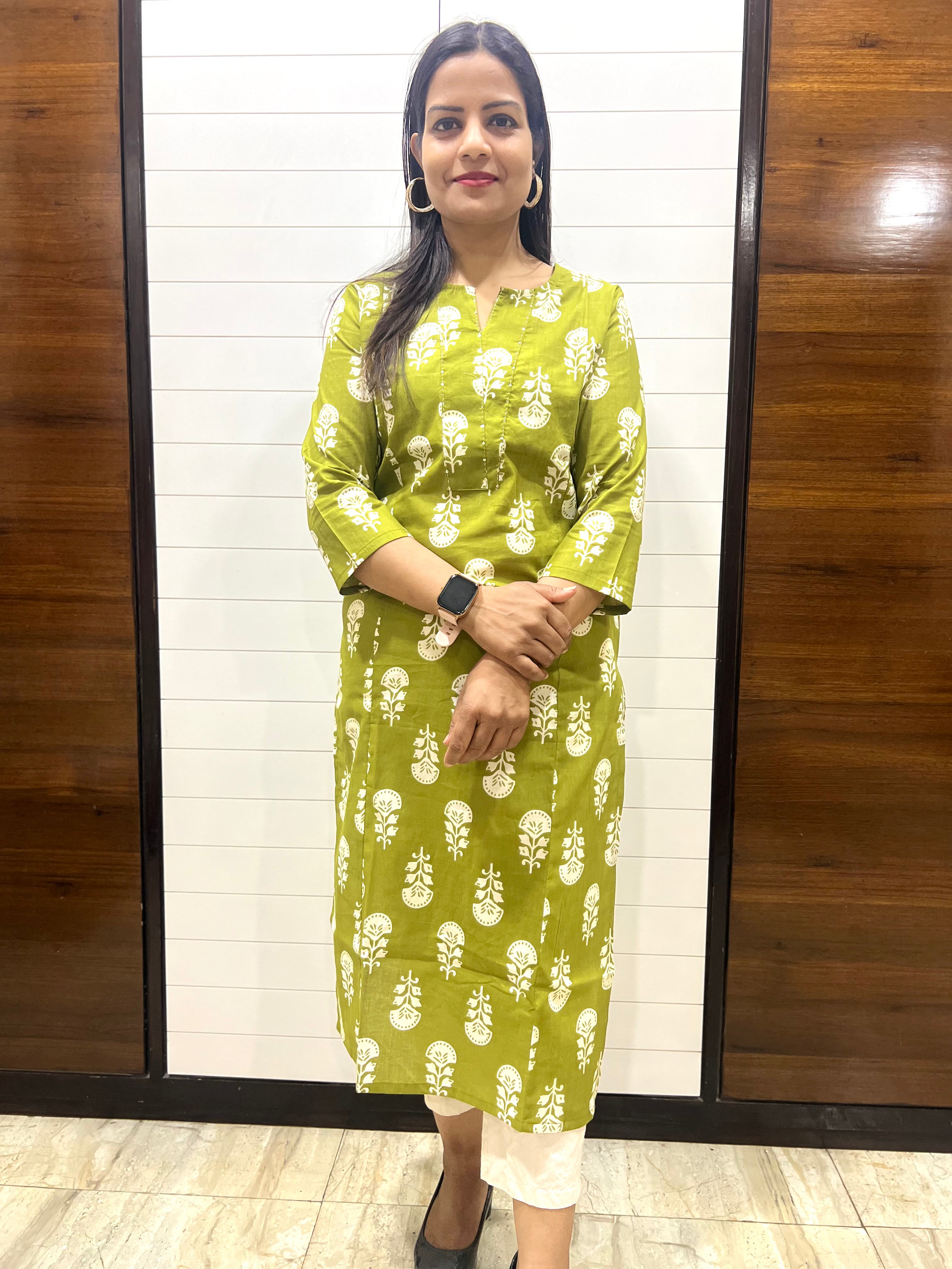 Mumzhug Green Color Pure Cotton Feeding Kurta