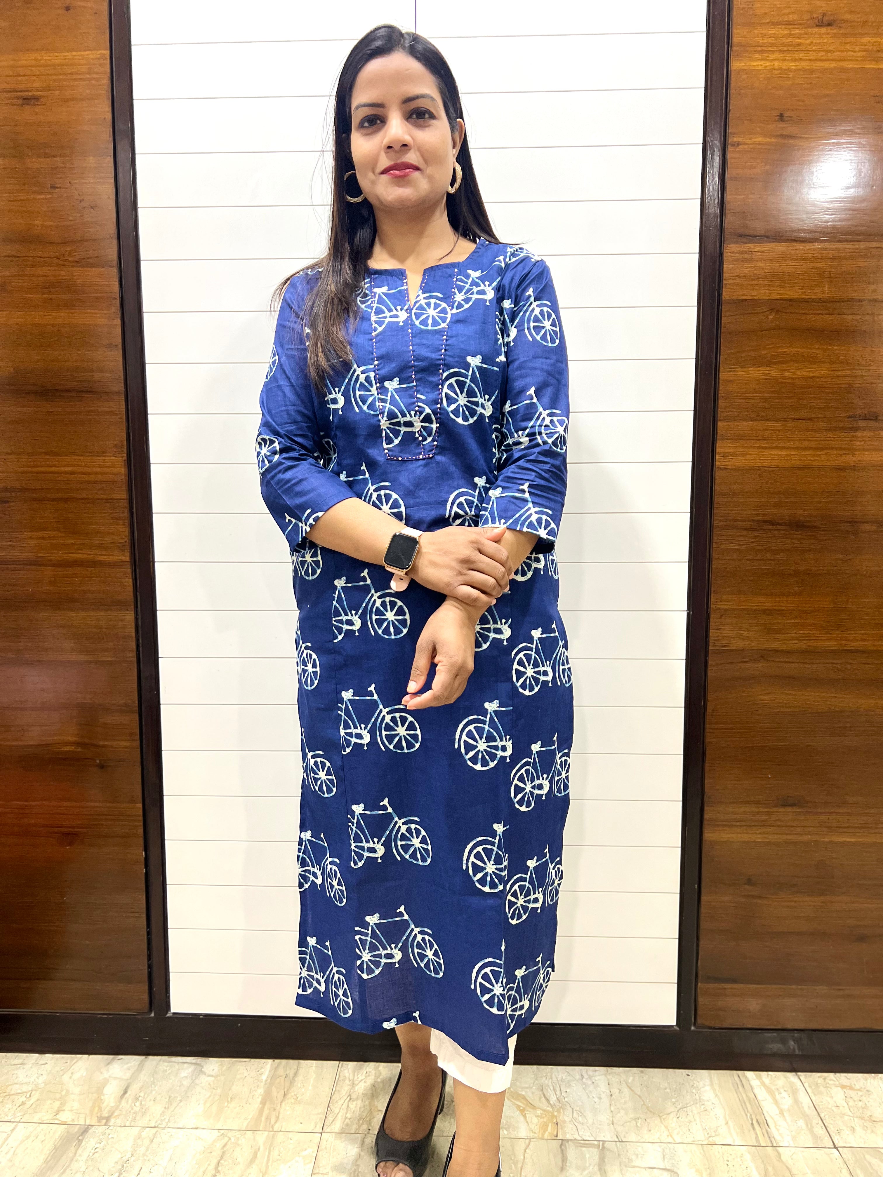 Mumzhug Pure Cotton Jaipuri Print Feeding Kurta