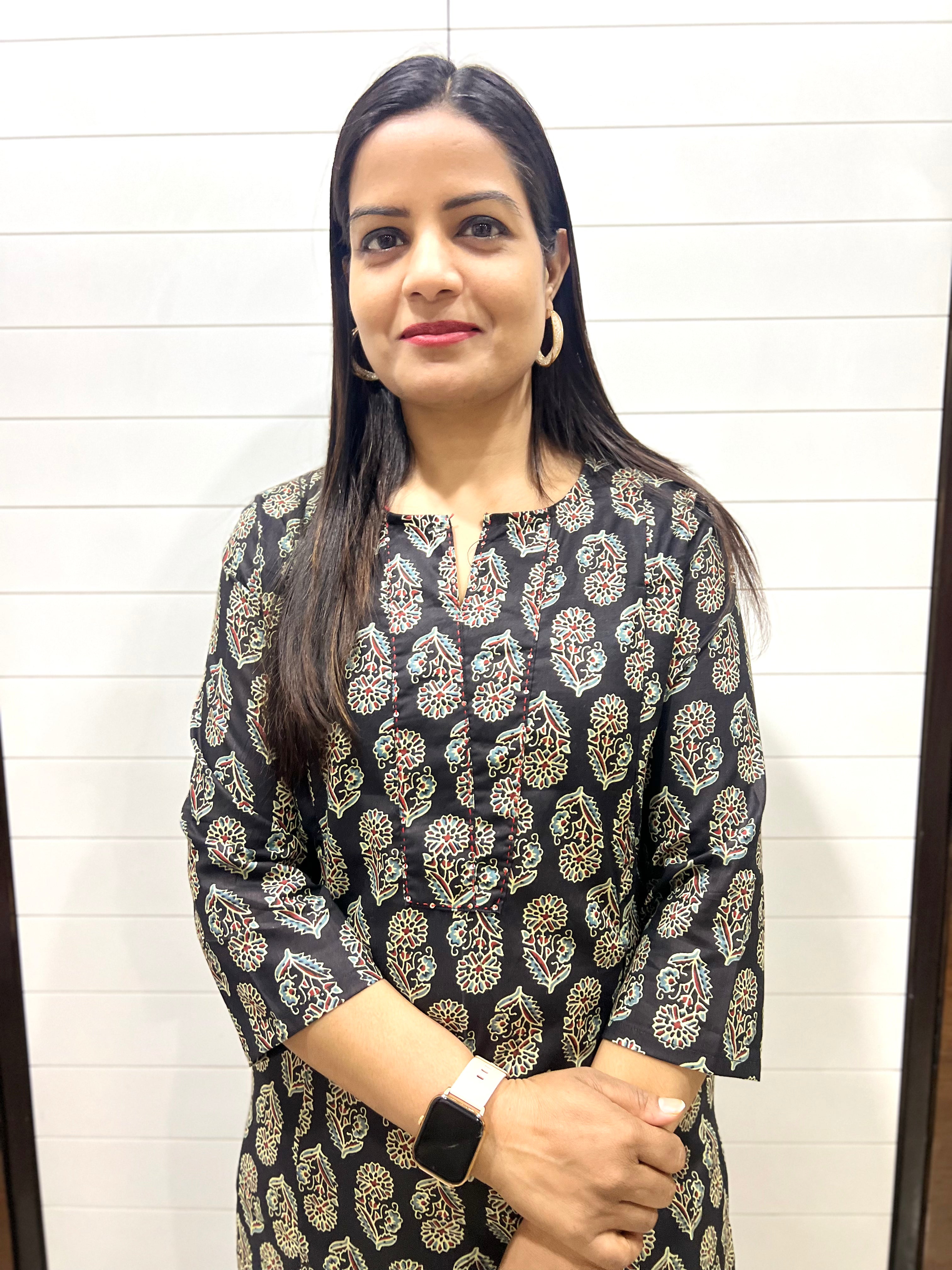 Mumzhug Black Pure Cotton Jaipuri Print Feeding Kurta