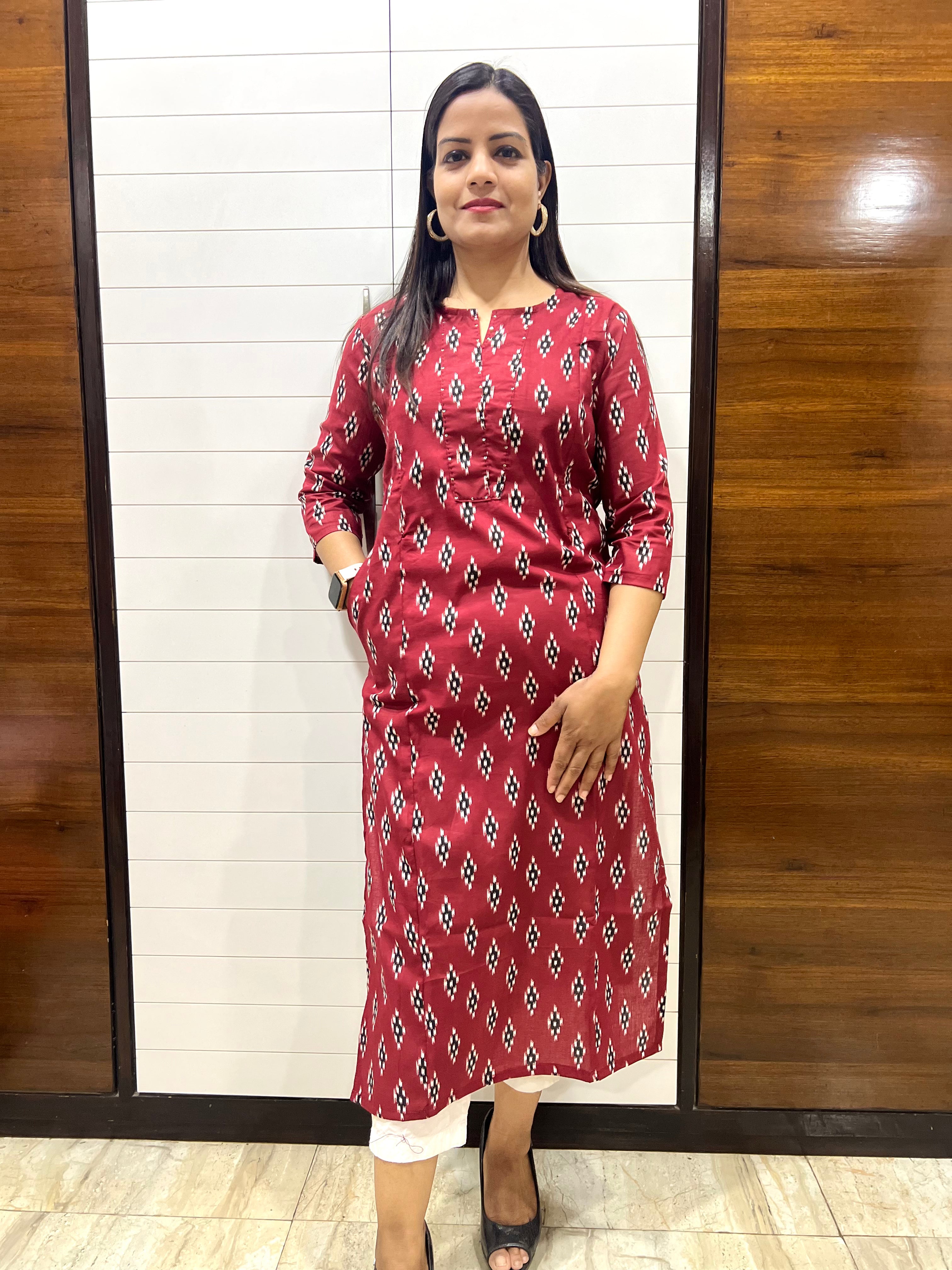 Mumzhug Maroon Ikkat Print Pure Cotton Feeding Kurta