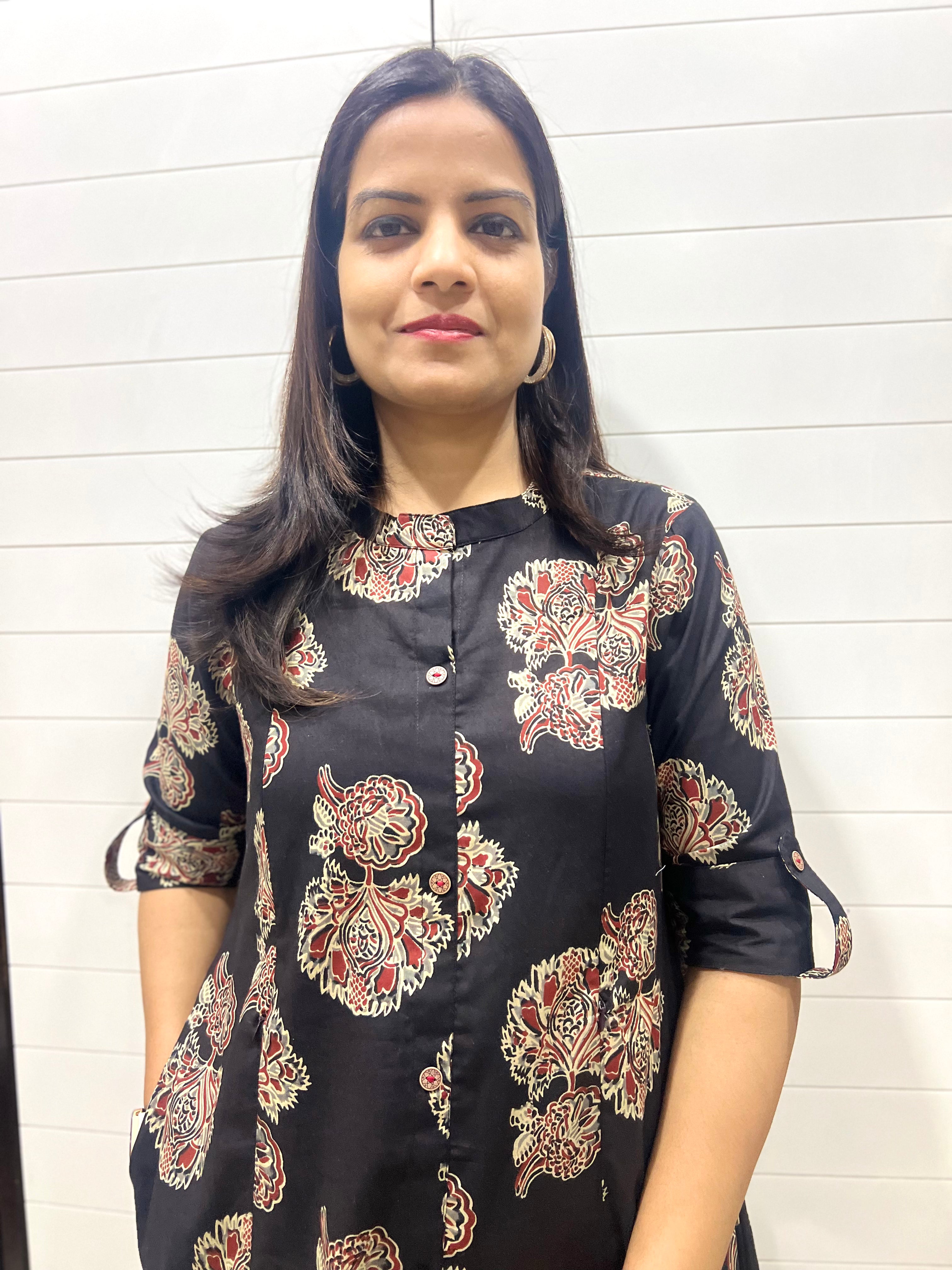 Mumzhug Jaipuri Print Pure Cotton Black Feeding Cord Set with Side Pocket