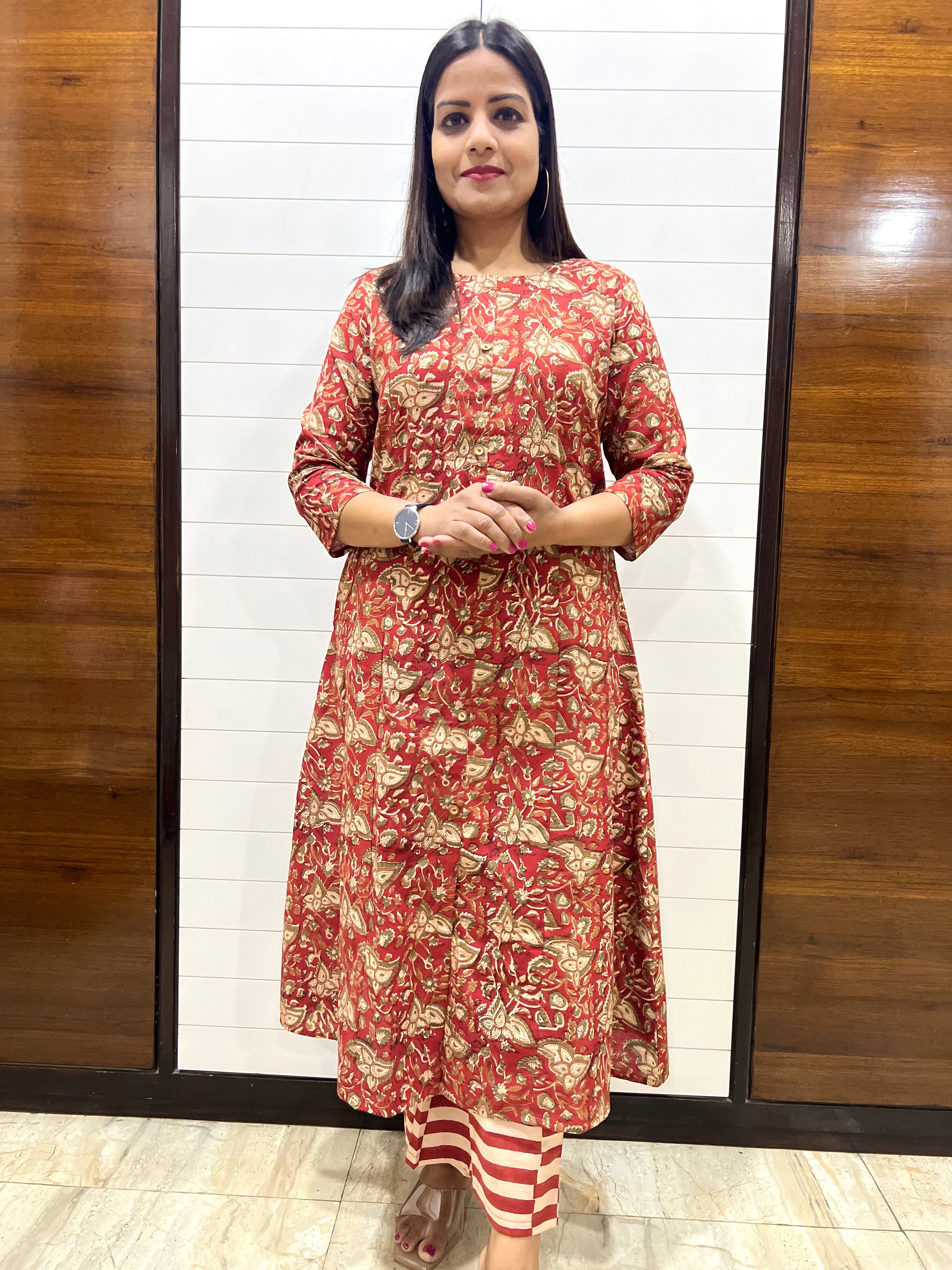 Mumzhug Pure Cotton Jaipuri Hand Block Print Feeding Cord Set with Side Pocket