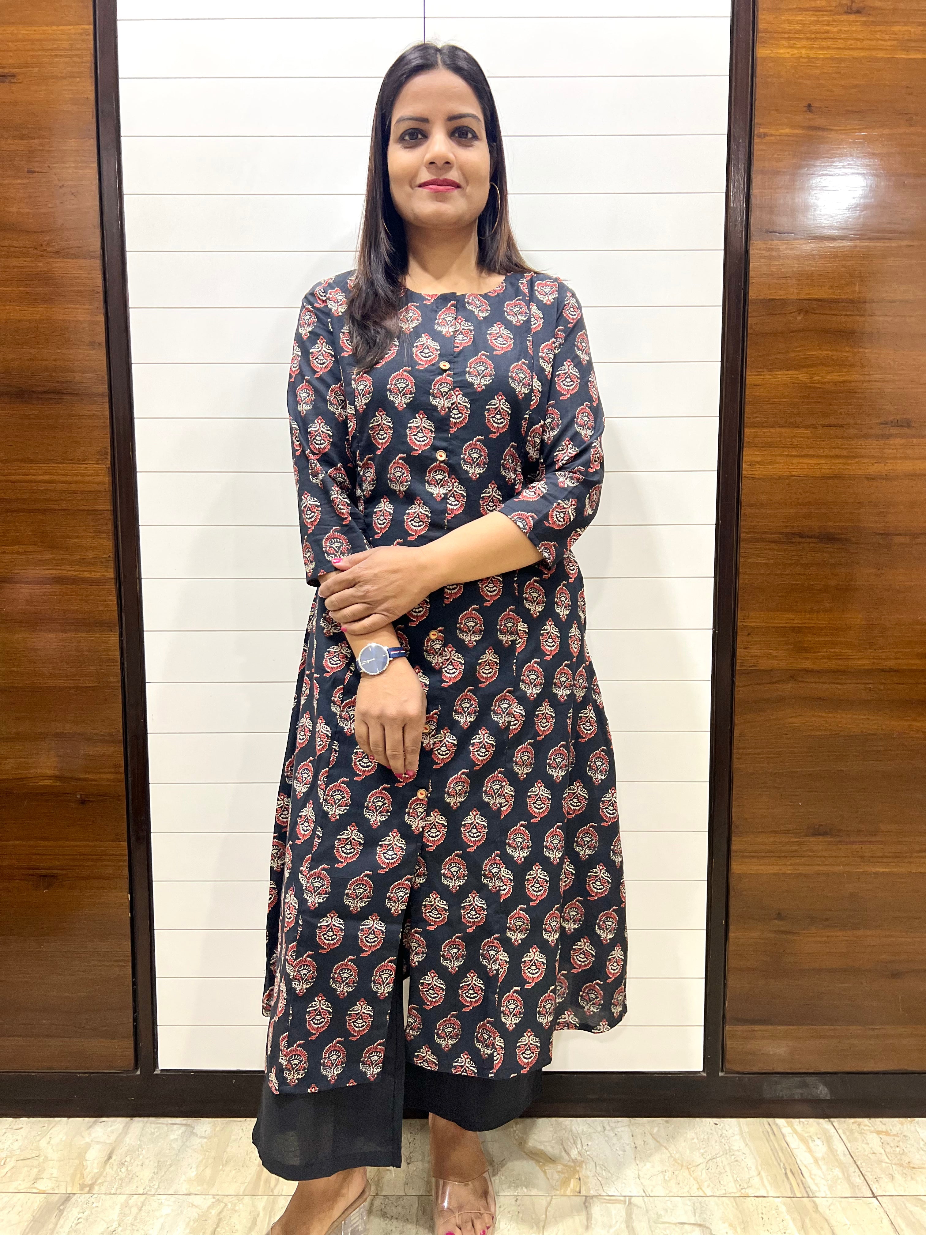 Mumzhug Pure Cotton Jaipur Hand Block Print Feeding Cord Set with Side Pocket