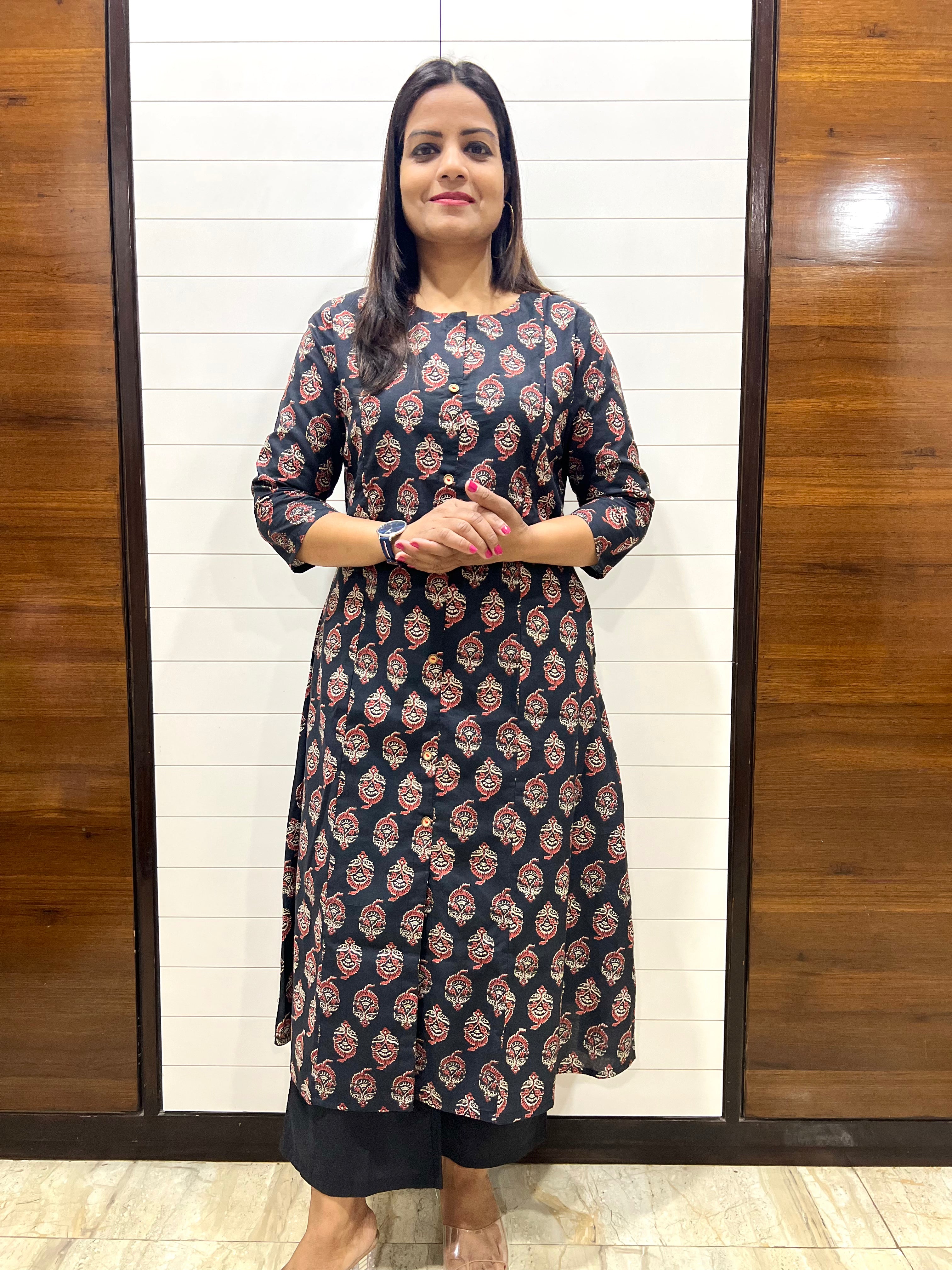 Mumzhug Pure Cotton Jaipur Hand Block Print Feeding Cord Set with Side Pocket