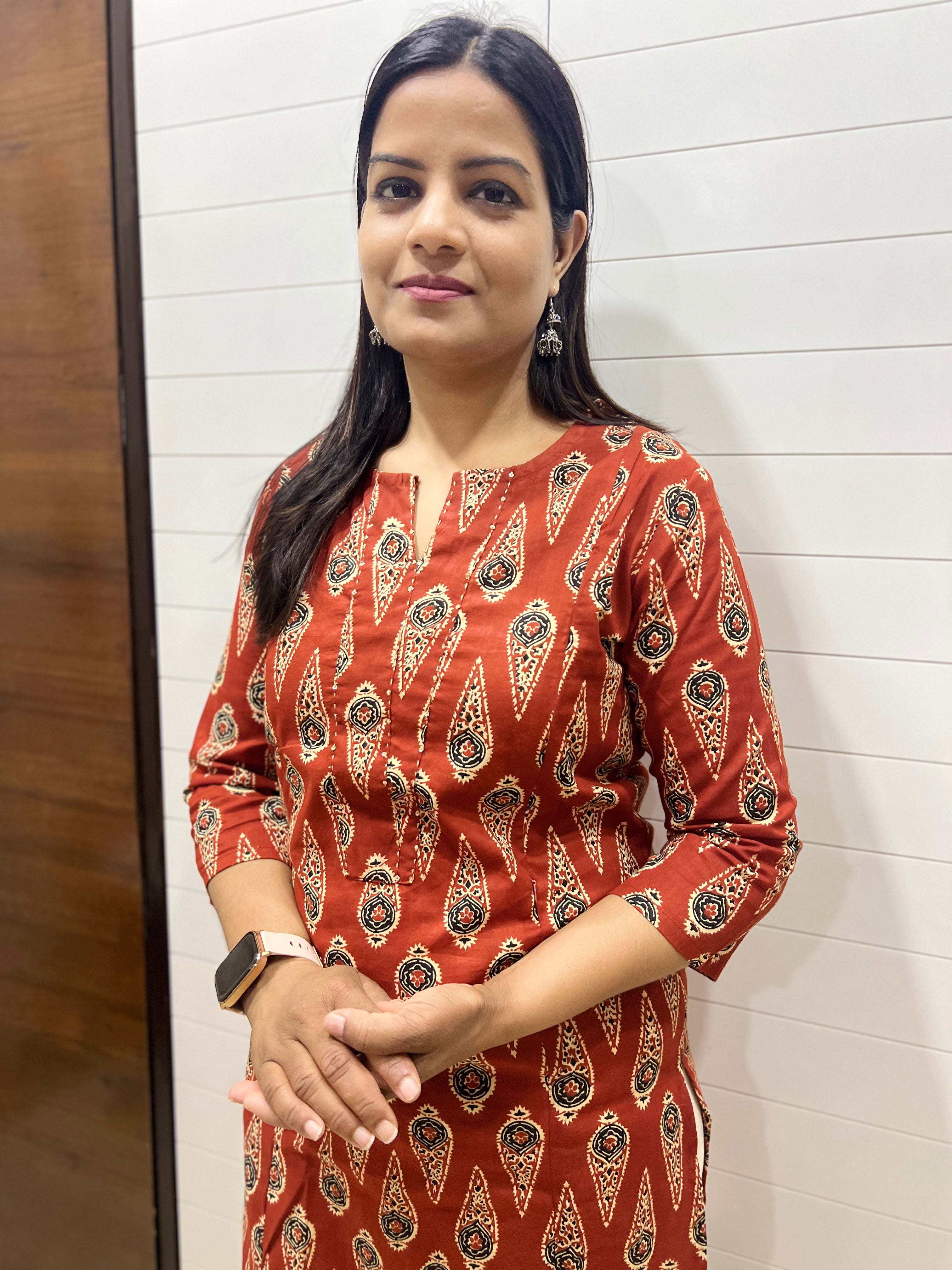 Mumzhug Maroon Pure Cotton Jaipuri Print Feeding Kurta