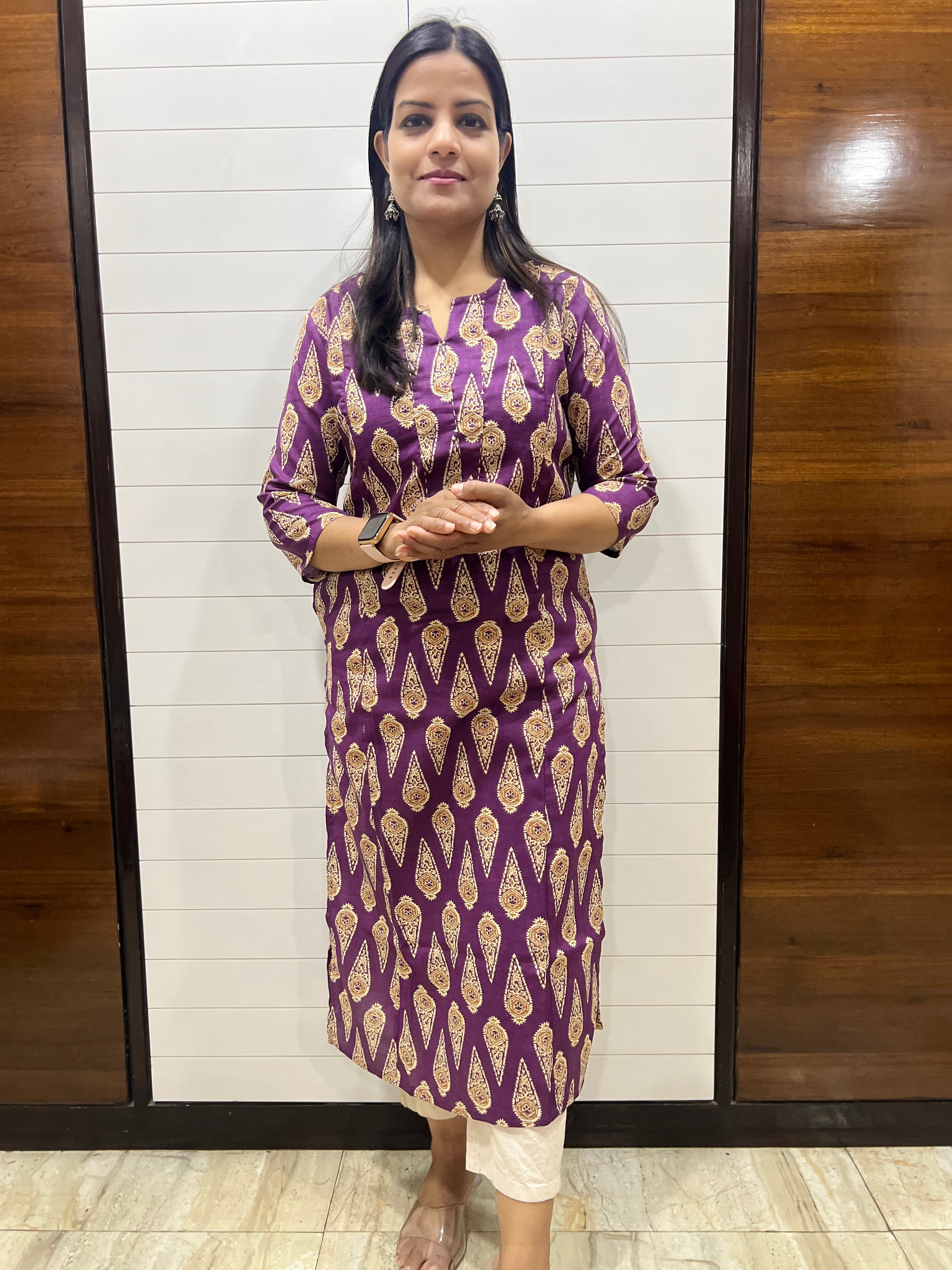 Mumzhug Wine Pure Cotton Jaipuri Print Feeding Kurta