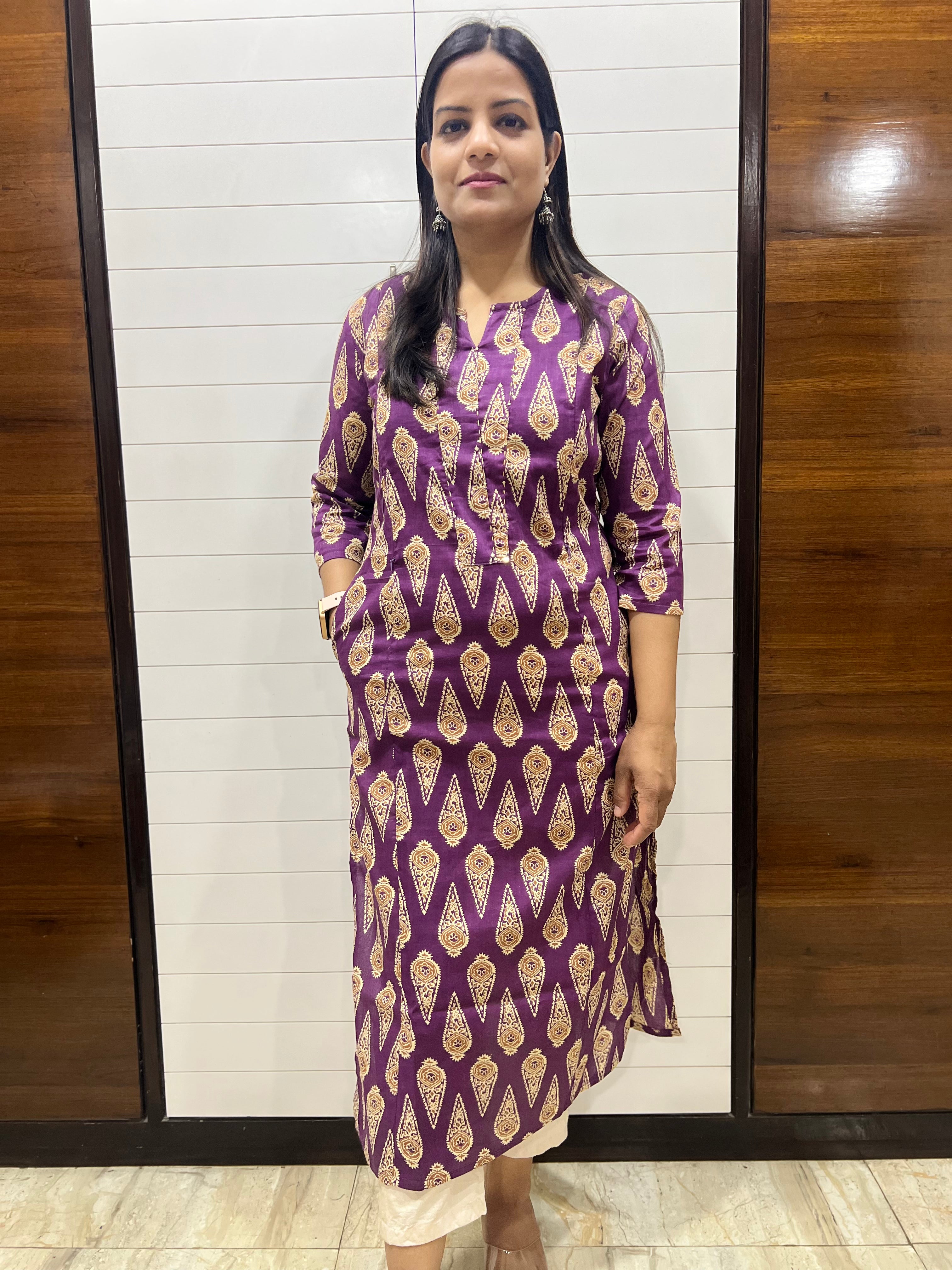 Mumzhug Wine Pure Cotton Jaipuri Print Feeding Kurta