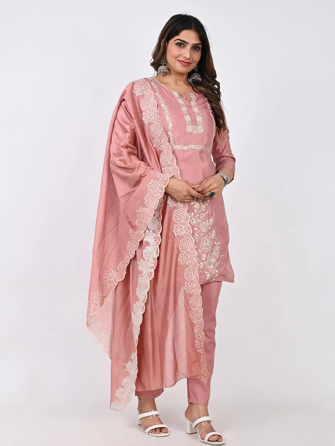 ROMAN SILK LAVENDAR COLORED EMBROIDED WOMEN'S KURTA PANT AND DUPATTA SET Kavita Gupta