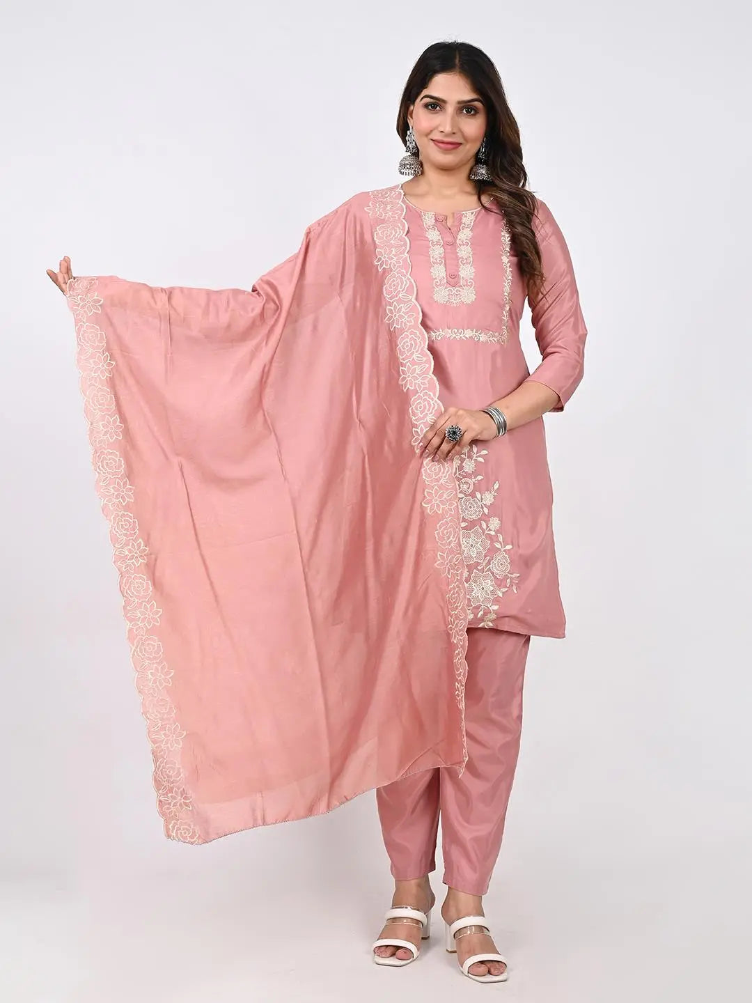 ROMAN SILK LAVENDAR COLORED EMBROIDED WOMEN'S KURTA PANT AND DUPATTA SET Kavita Gupta