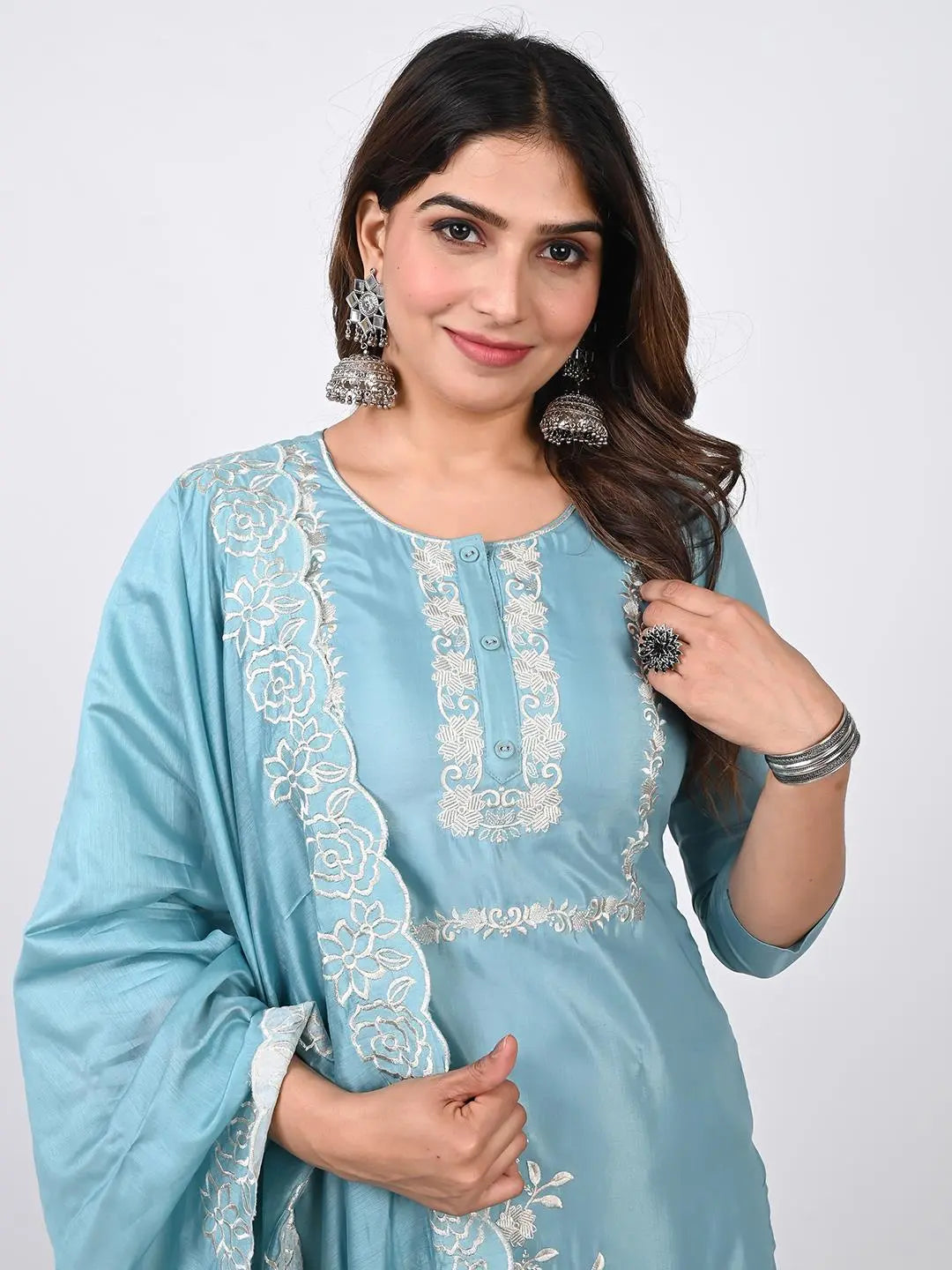 ROMAN SILK ETHNIC EMBROIDED KURTA SET WITH PANT AND DUPATTA Kavita Gupta