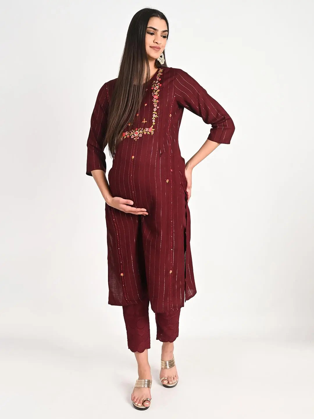 mumzhug Women Floral Embroidered Regular Thread Work Kurta with Trousers With Dupatta mumzhug