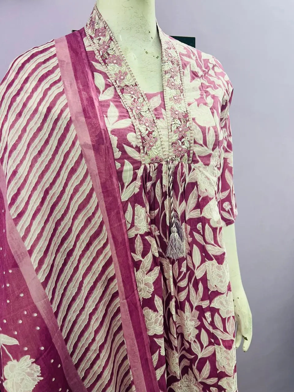 MUMZHUG PRINTED COTTON EMBROIDERED KURTA PANT AND DUPATTA SET FOR FEEDING AND MATERNITY PURPOSE mumzhug Feeding suit set