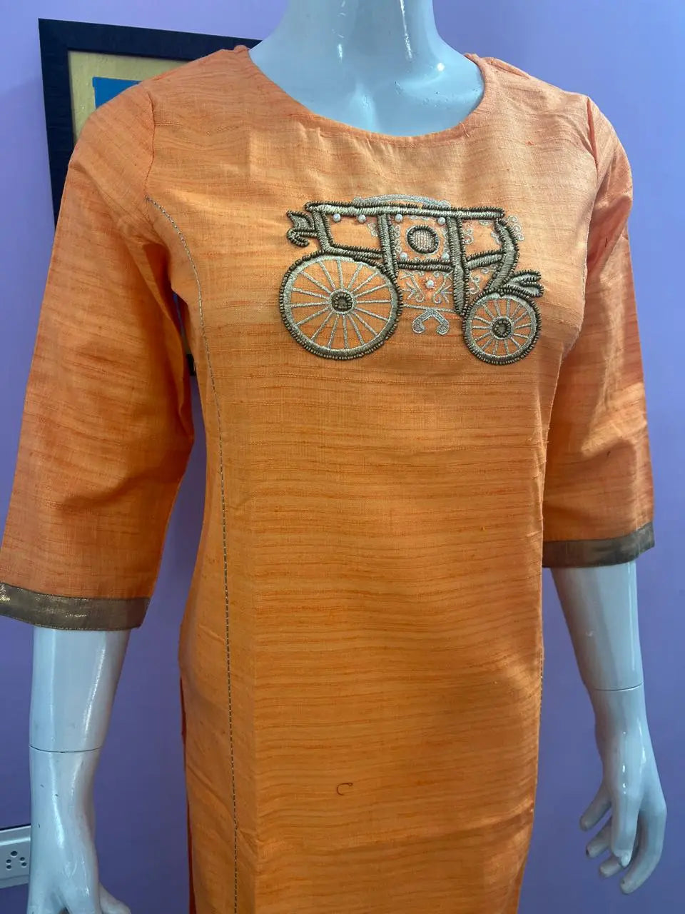 COTTON SILK EMBROIDED FEEDING KURTA WITH BOTH SIDED FEEDING ZIPPER mumzhug