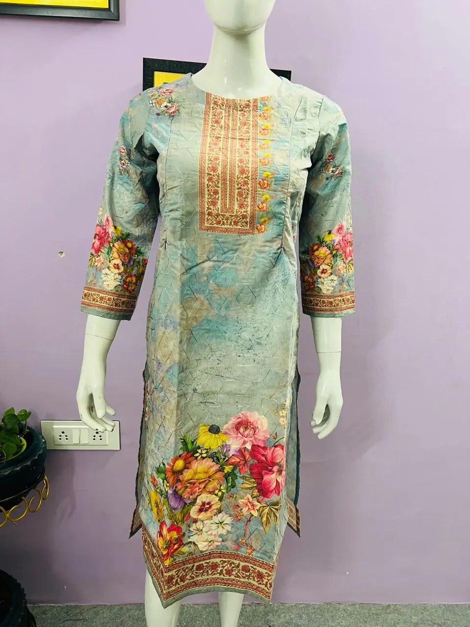 GREY COLORED COTTON FLORAL PRINT NURSING AND FEEDING KURTA WITH BOTH SIDE FEEDING ZIPPER mumzhug