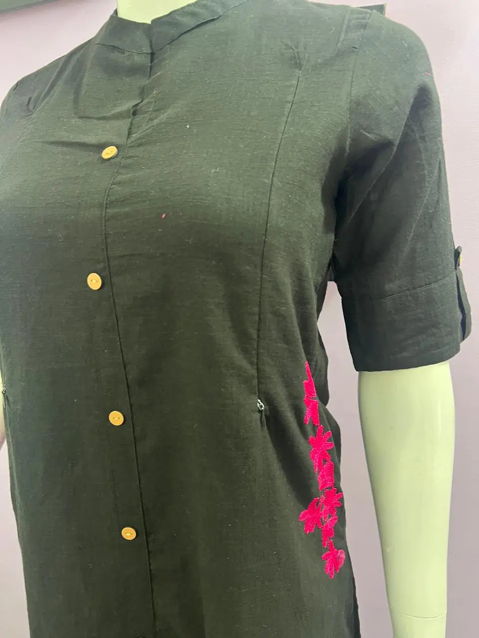 BLACK COLORED COTTON FEEDING CO-ORD SET WITH EMBROIDERY ON SIDE POCKET mumzhug CORD-SET