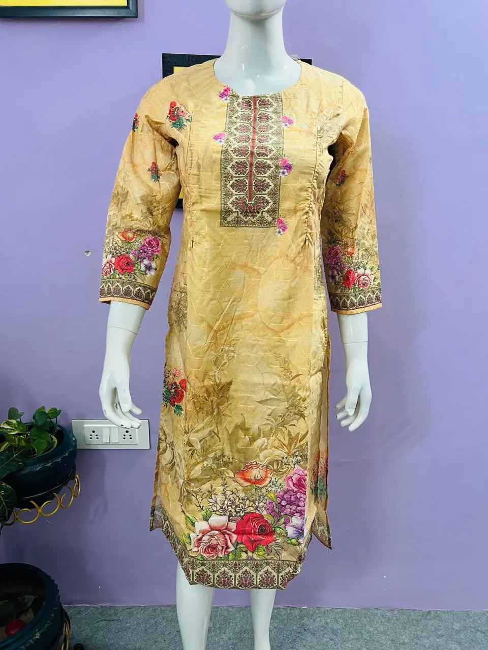 BEIGE COLORED COTTON FLORAL PRINT NURSING AND FEEDING KURTA WITH BOTH SIDE FEEDING ZIPPER mumzhug