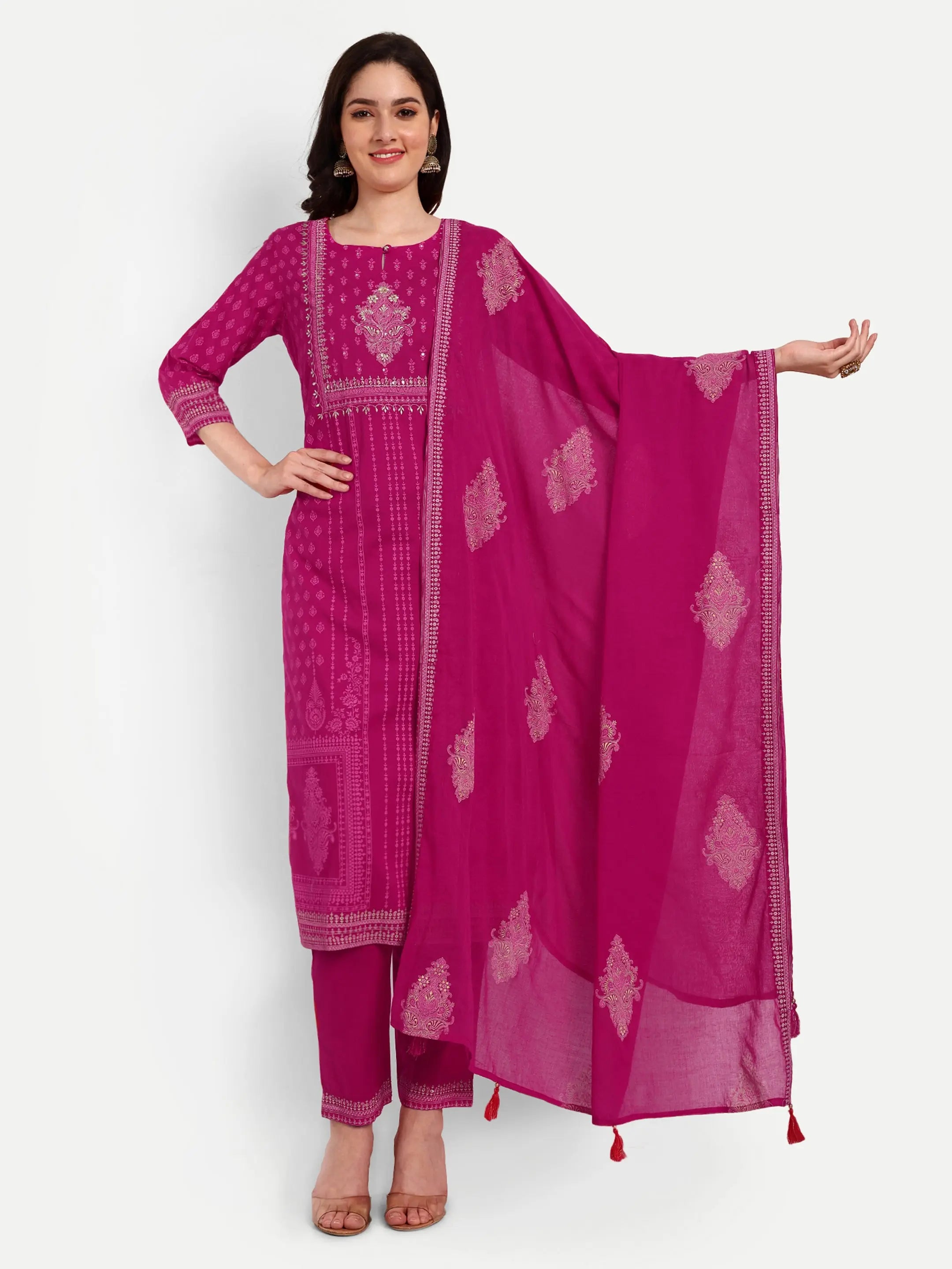 PURE COTTON EMBROIDED KURTA PANT AND DUPATTA SET Kavita Gupta