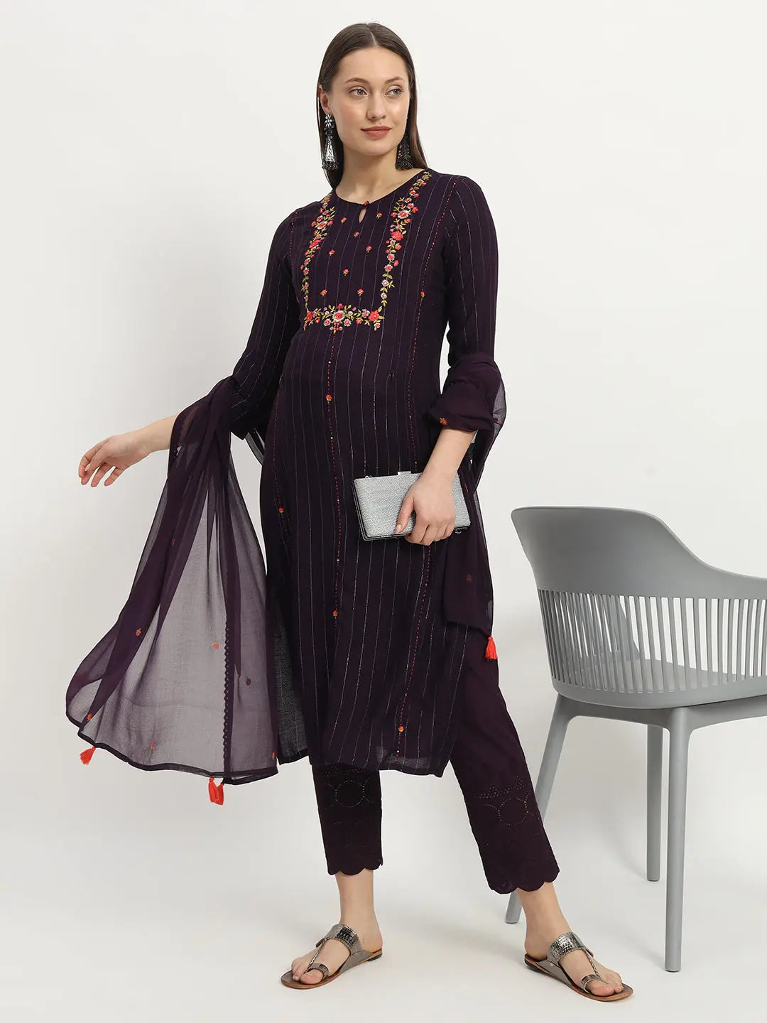 Plus sized Viscose rayon yarn dyed embroidered kurta pant and dupatta set for maternity and feeding purpose  mumzhug 