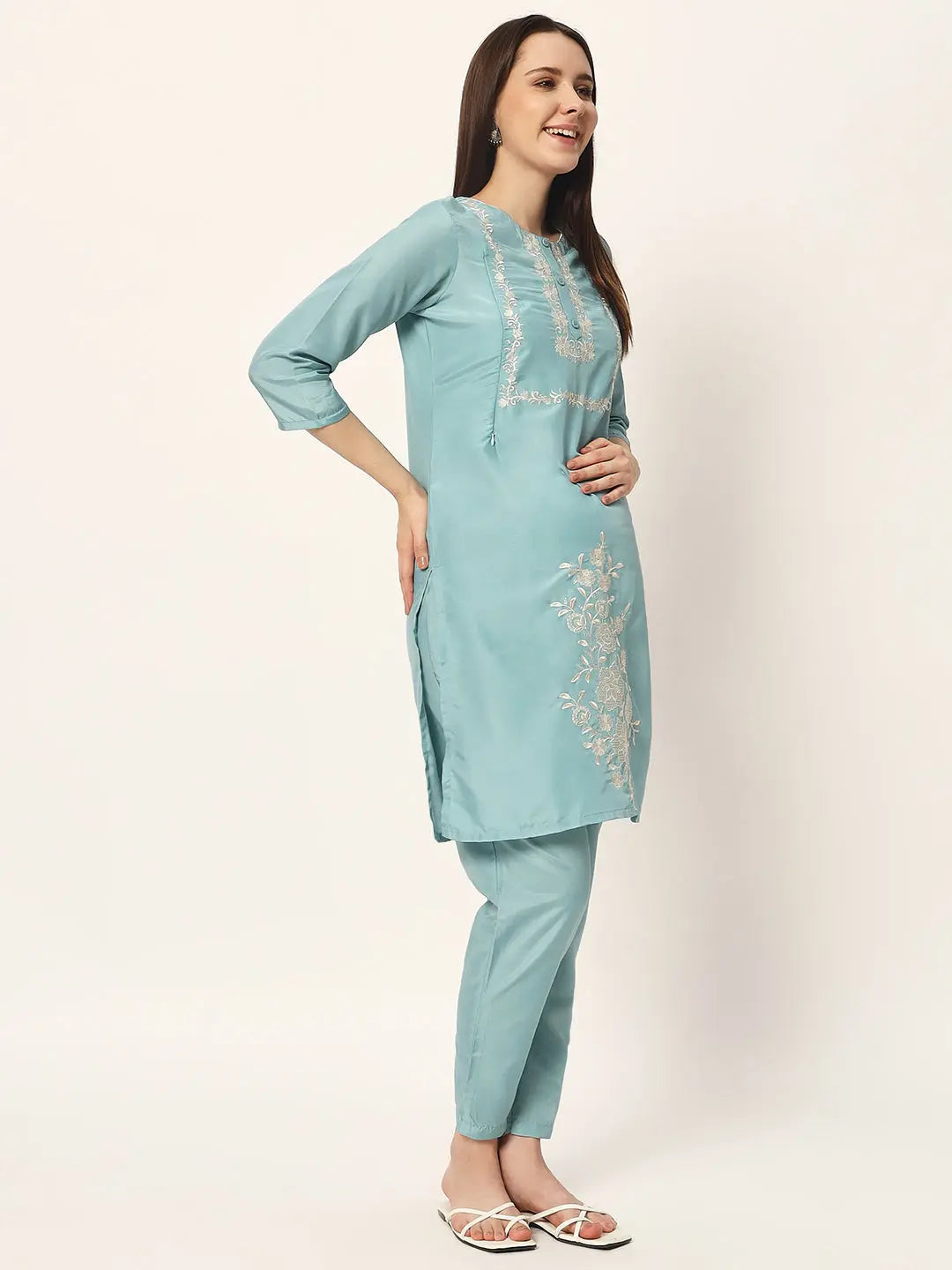 ROMAN SILK EMBROIDED KURTA PANT AND DUPATTA SET WITH ATTACHED LINING FOR FEEDING AND MATERNITY PURPOSE mumzhug