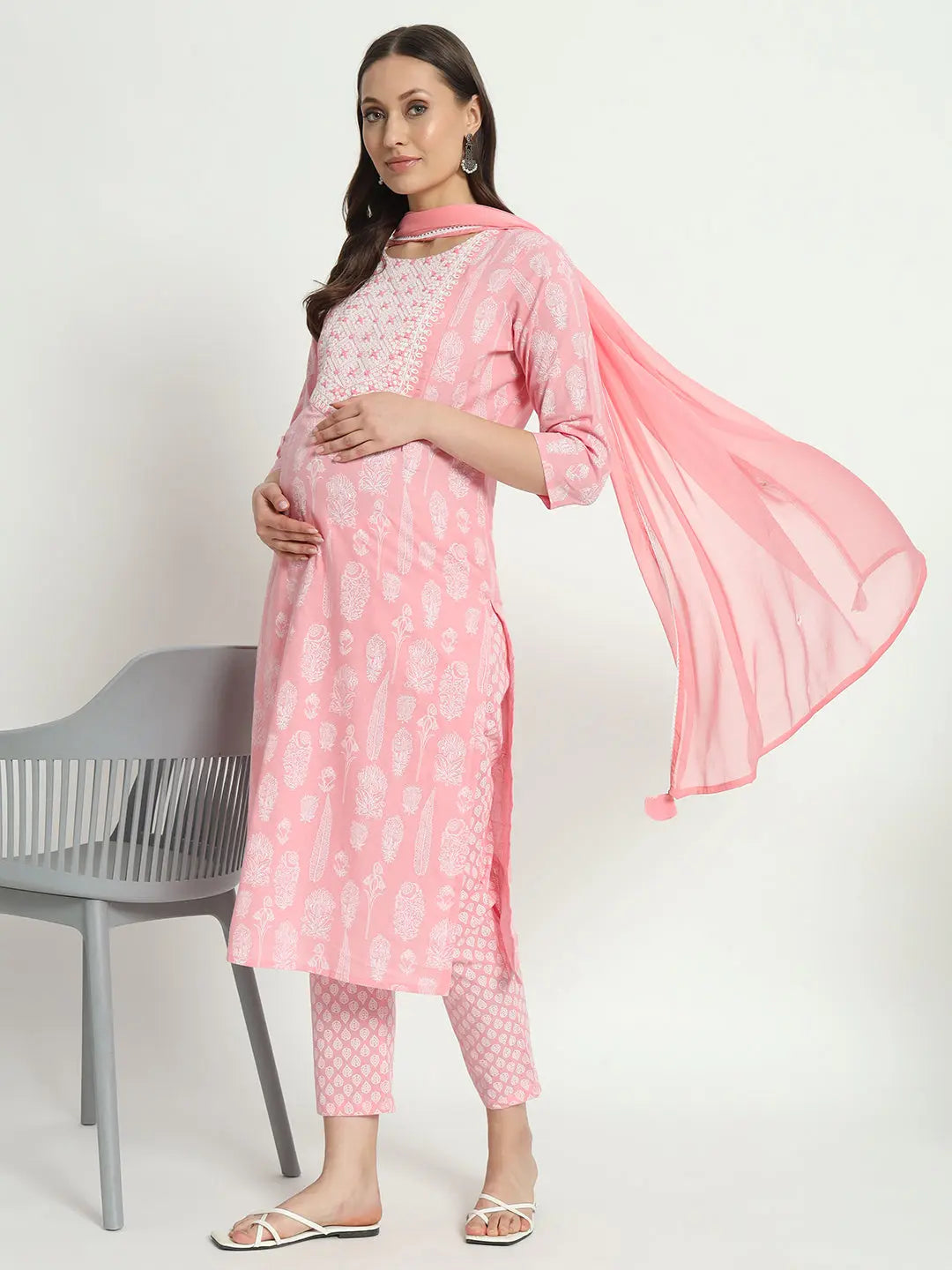 COTTON  DORI EMBROIDED KURTA WITH  PANT AND CHIFFON DUPATTA FOR MATERNITY AND FEEDING PURPOSE mumzhug