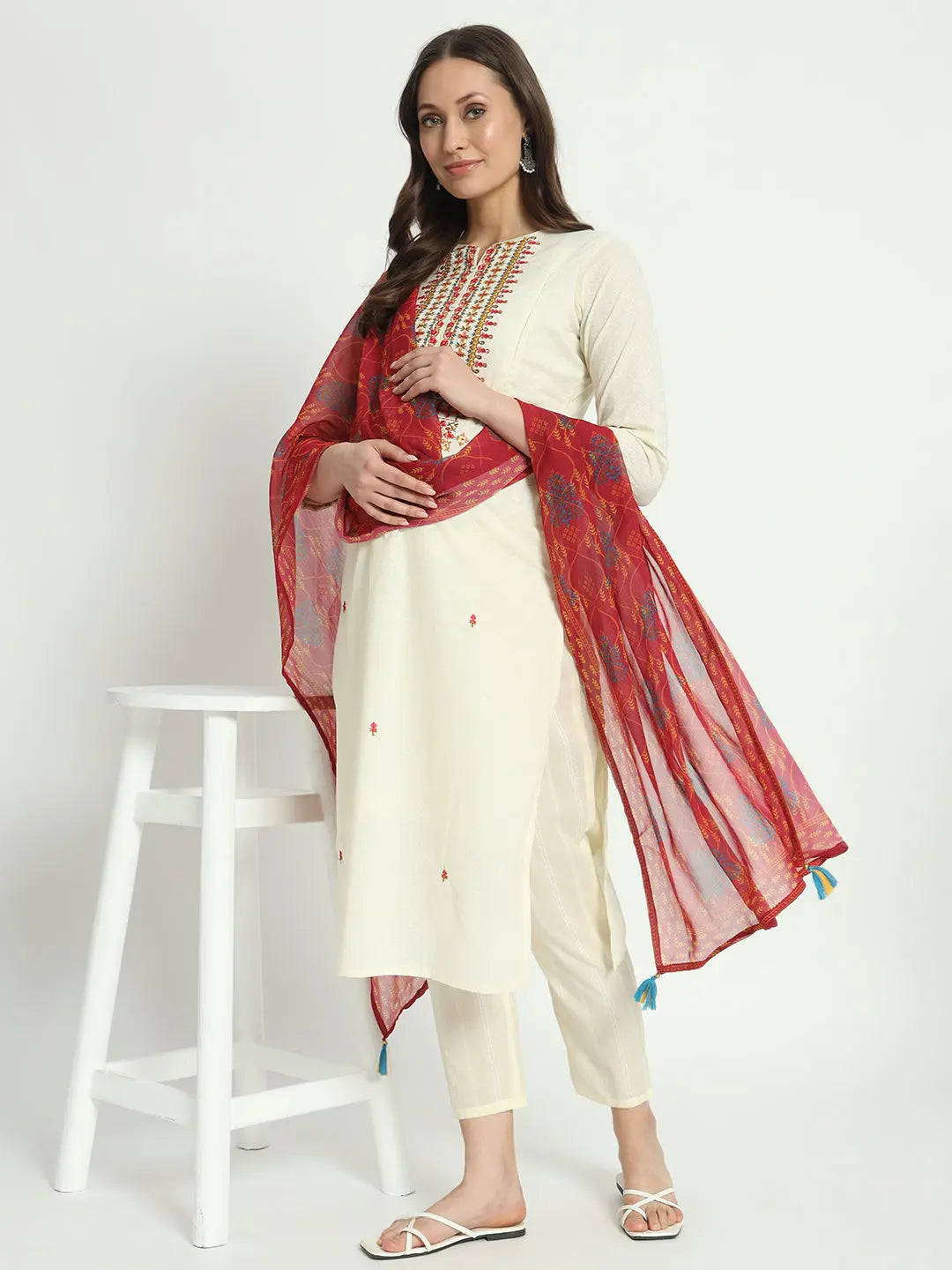 COTTON  EMBROIDED KURTA WITH LINING WITH  PANT AND CHIFFON DUPATTA FOR MATERNITY AND FEEDING PURPOSE mumzhug