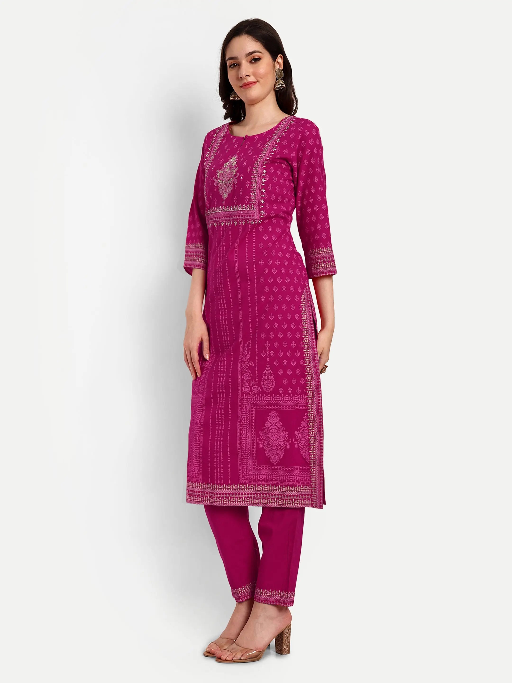 PURE COTTON EMBROIDED KURTA PANT AND DUPATTA SET Kavita Gupta