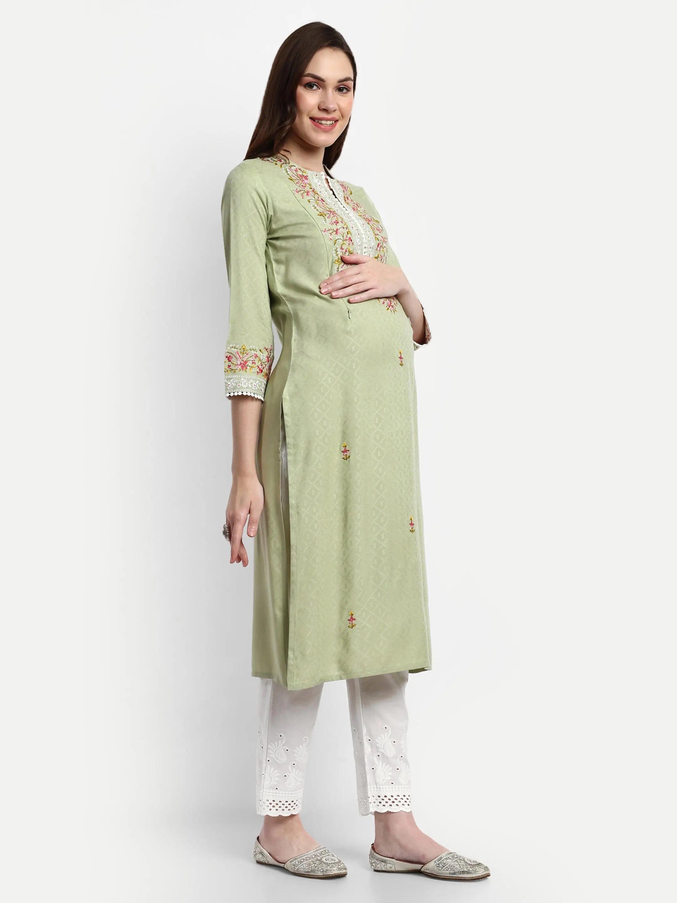 MUMZHUG Rayon Yarn Dyed Embroided Kurta with Cotton Schiffli Trouser for Feeding and Maternity Purpose mumzhug