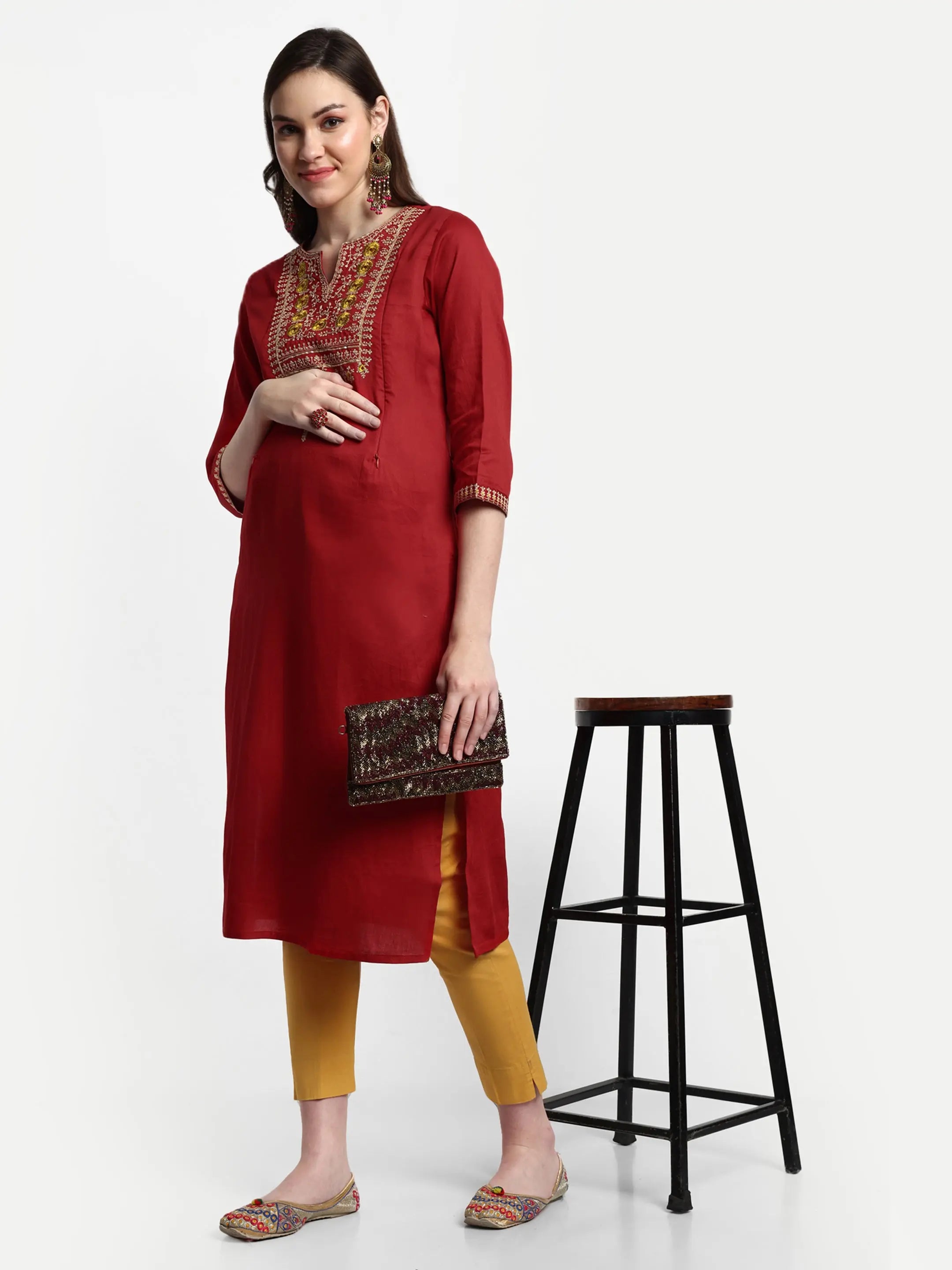 Women Embroidered Pure Silk Straight Kurta mumzhug