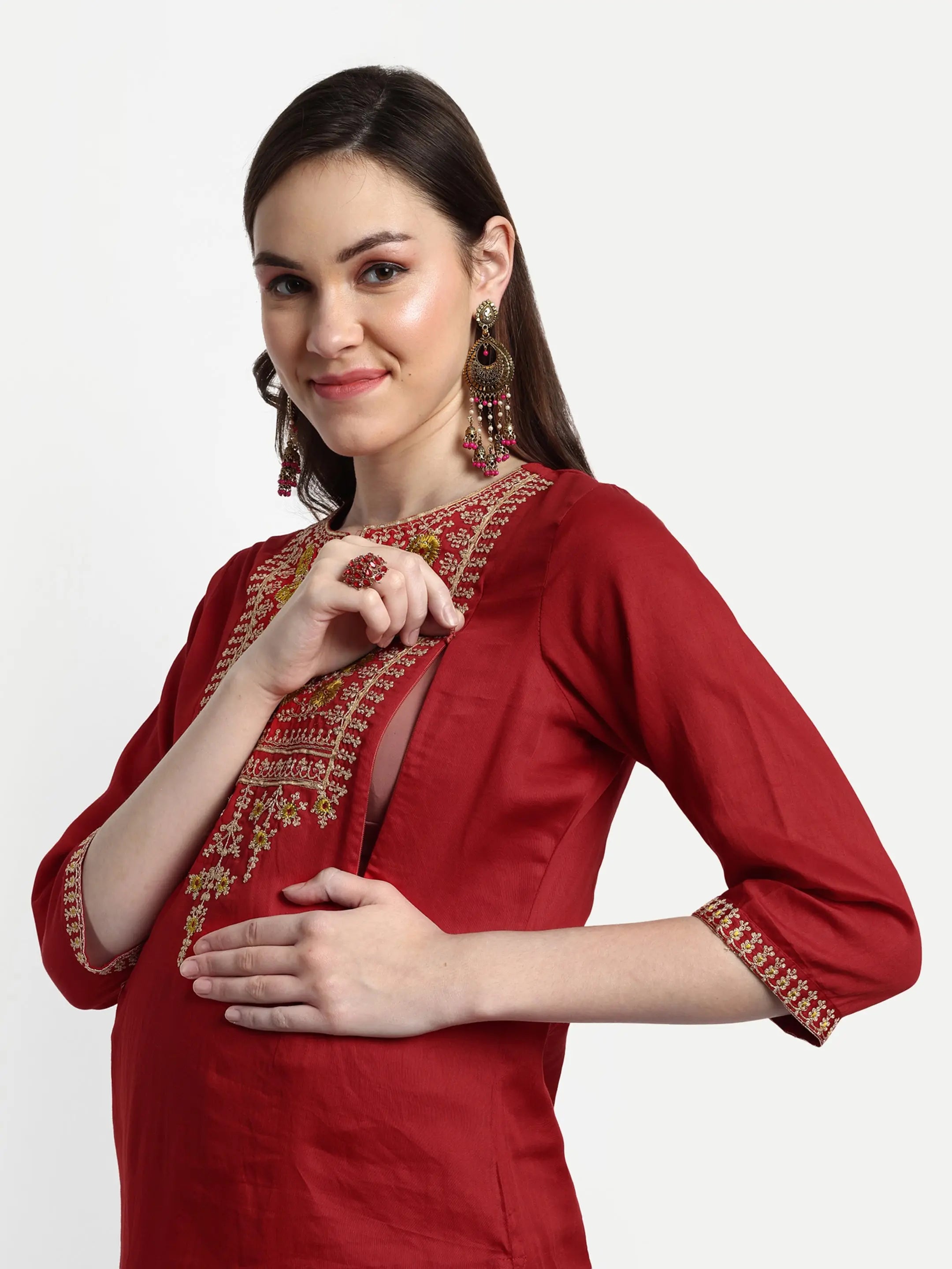 Women Embroidered Pure Silk Straight Kurta mumzhug