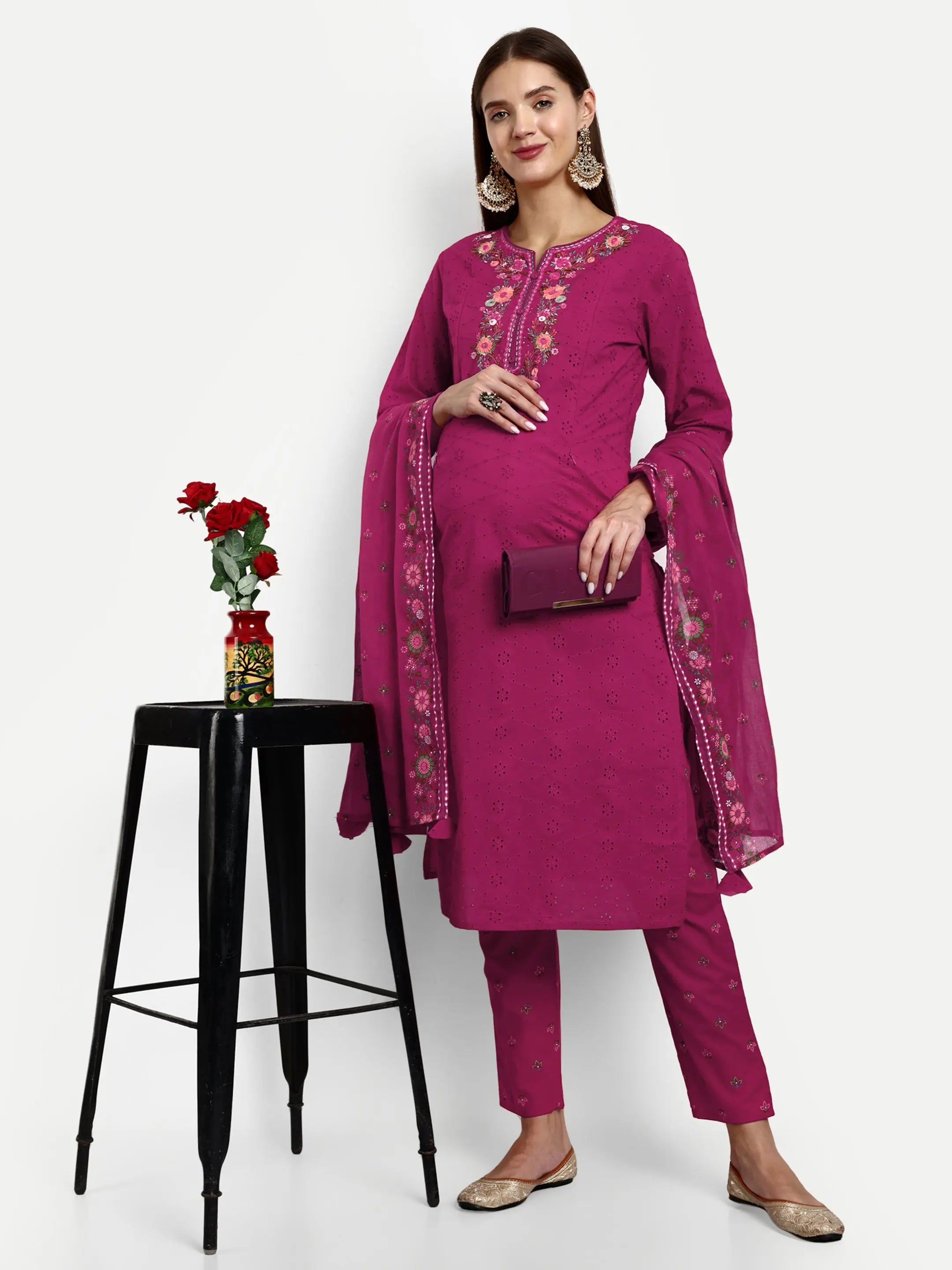 mumzhug Floral Embroidered Thread Work Pure Cotton Maternity Kurta with Trousers  Dupatta mumzhug