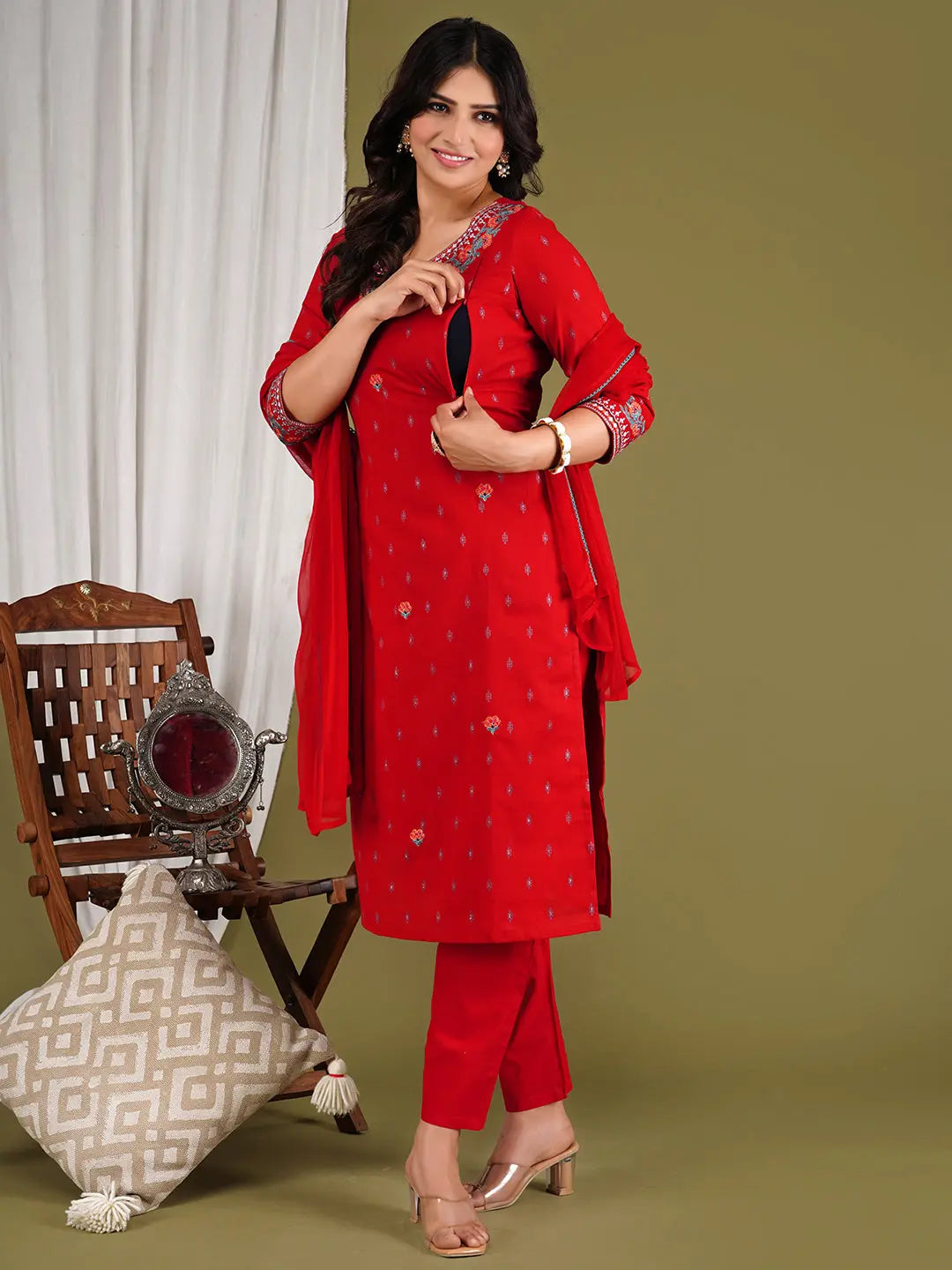 PURE COTTON  EMBROIDERED KURTA PANT AND DUPATTA SET FOR FEEDING AND MATERNITY PURPOSE mumzhug